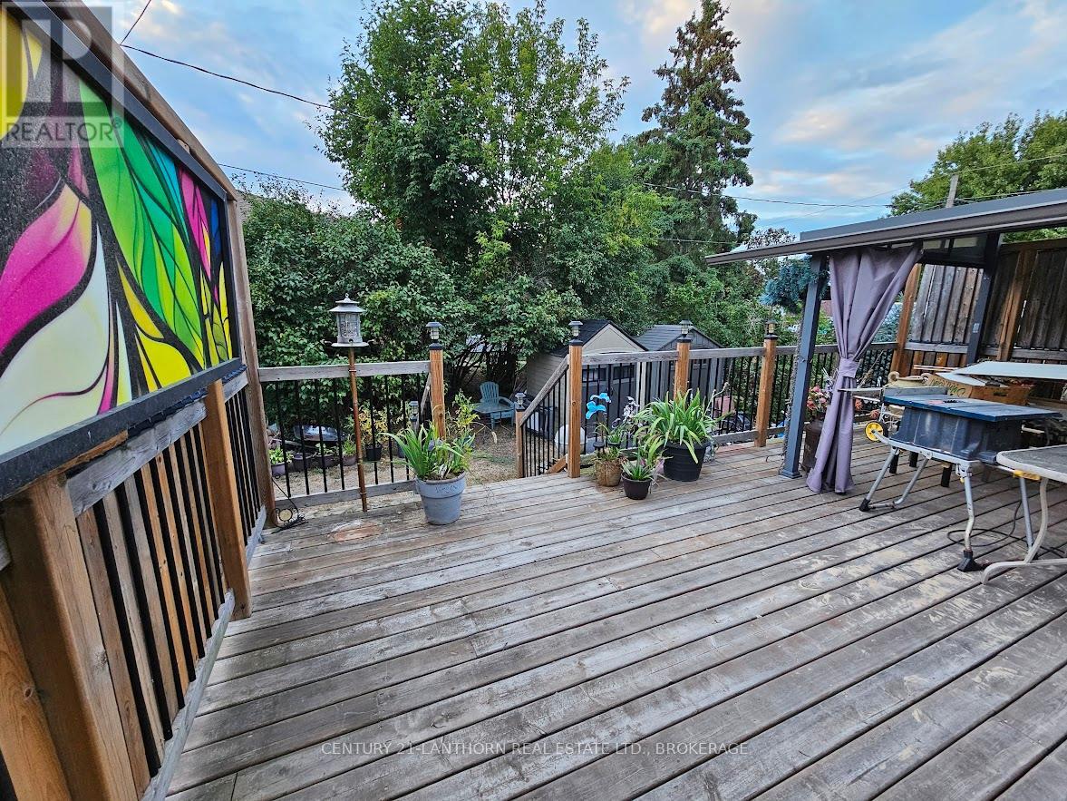 Property at 197 KING STREET image 4