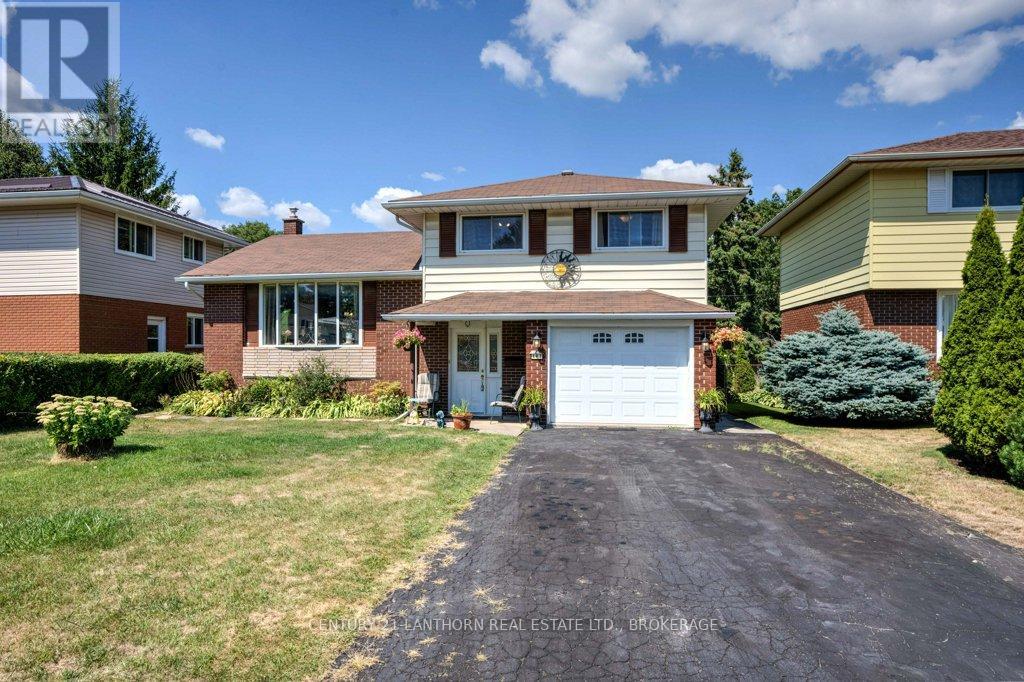 197 King Street, Greater Napanee, Ontario  K7R 1B8 - Photo 6 - X12354201