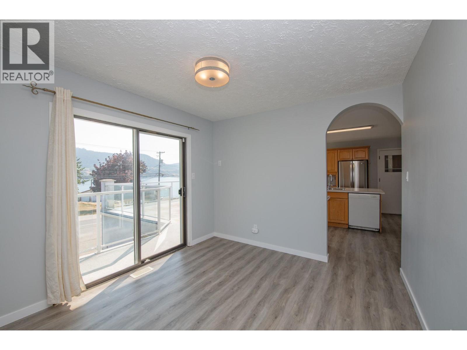 7421 Tronson Road, Vernon, British Columbia  V1H 1S4 - Photo 11 - 10362885