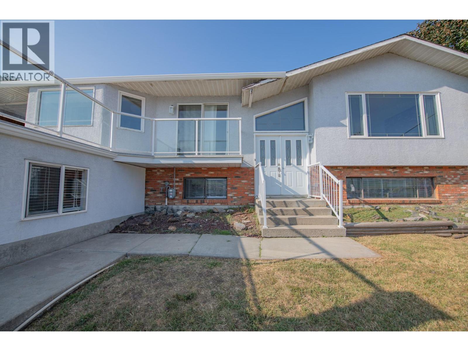 7421 Tronson Road, Vernon, British Columbia  V1H 1S4 - Photo 3 - 10362885