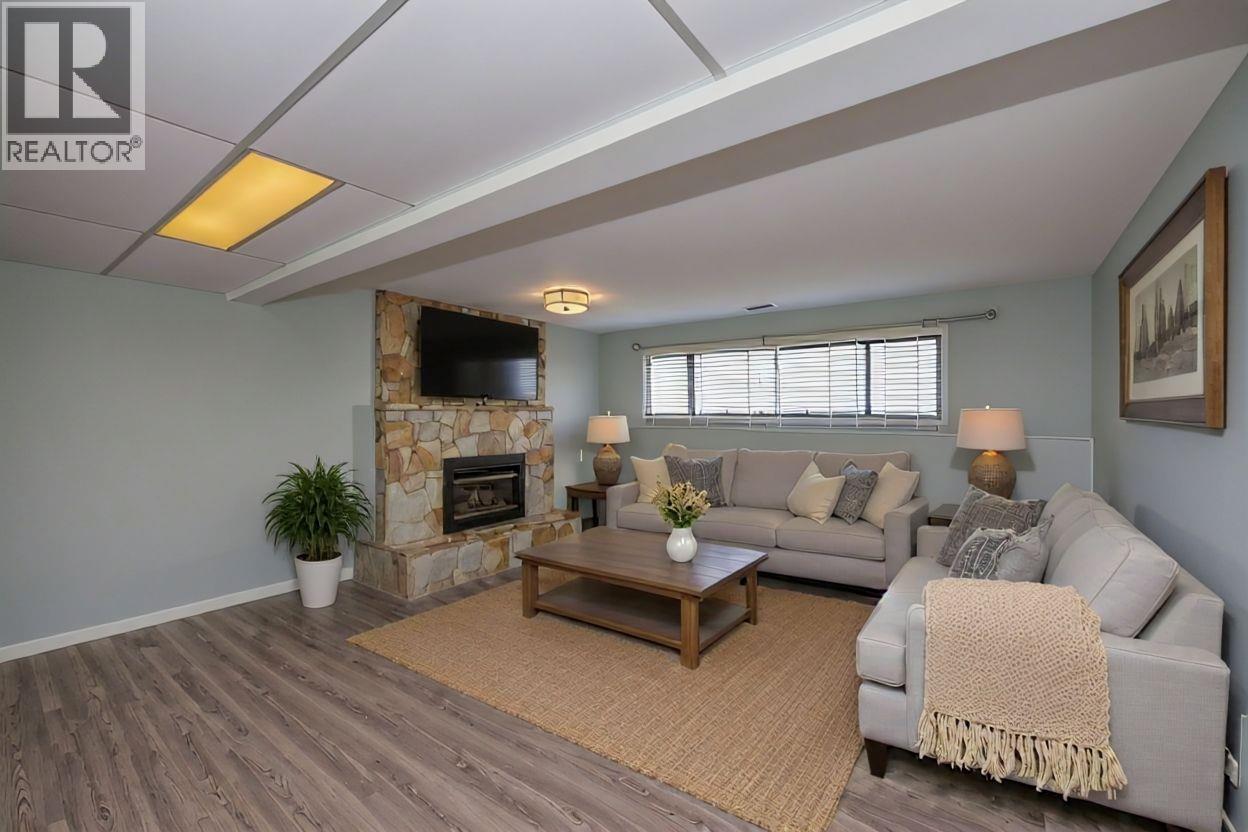 7421 Tronson Road, Vernon, British Columbia  V1H 1S4 - Photo 35 - 10362885