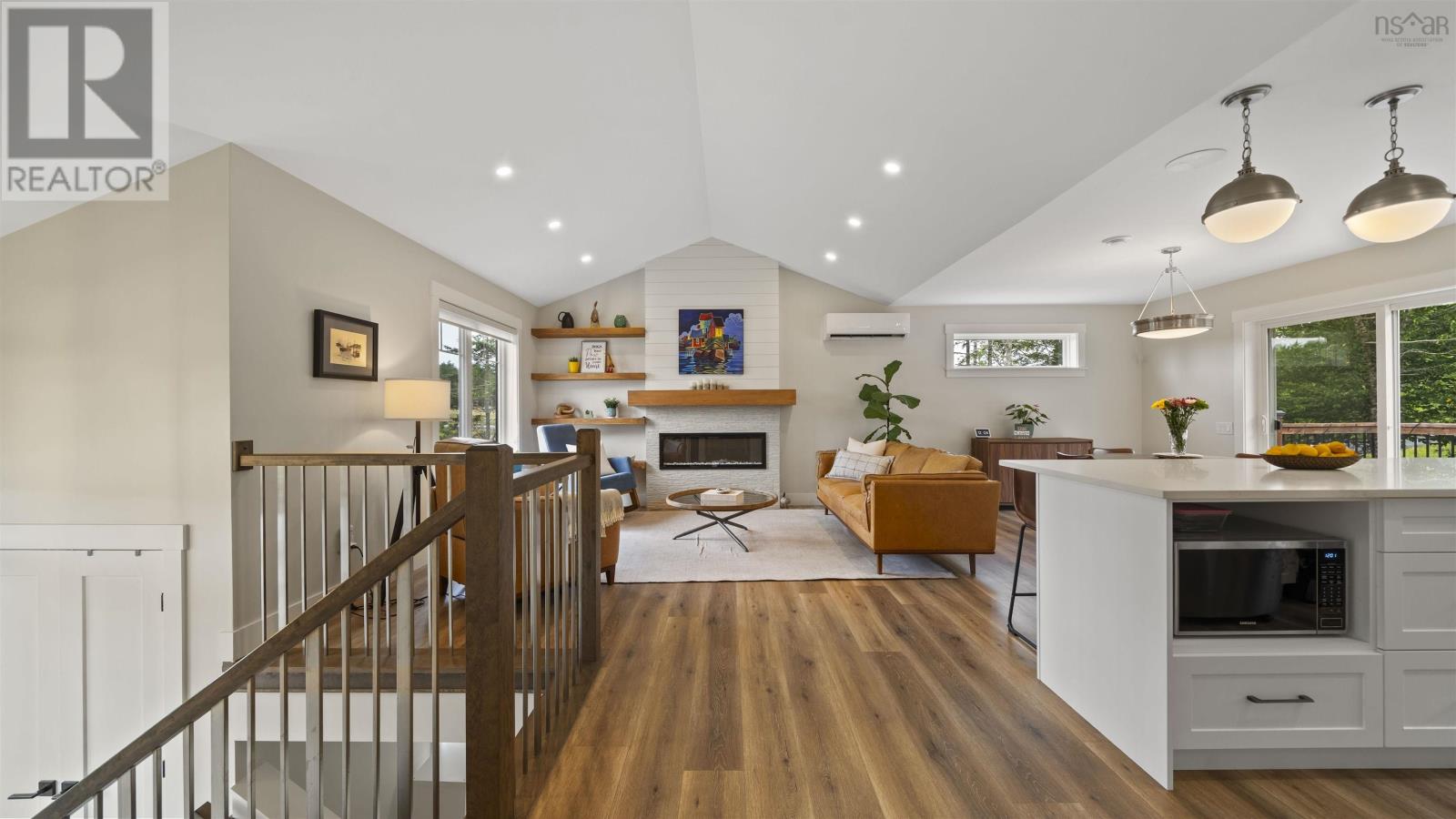 Property at 157 Midnight Run image 3