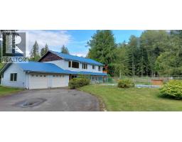 2448 Mackenzie Highway, Bella Coola, Ca