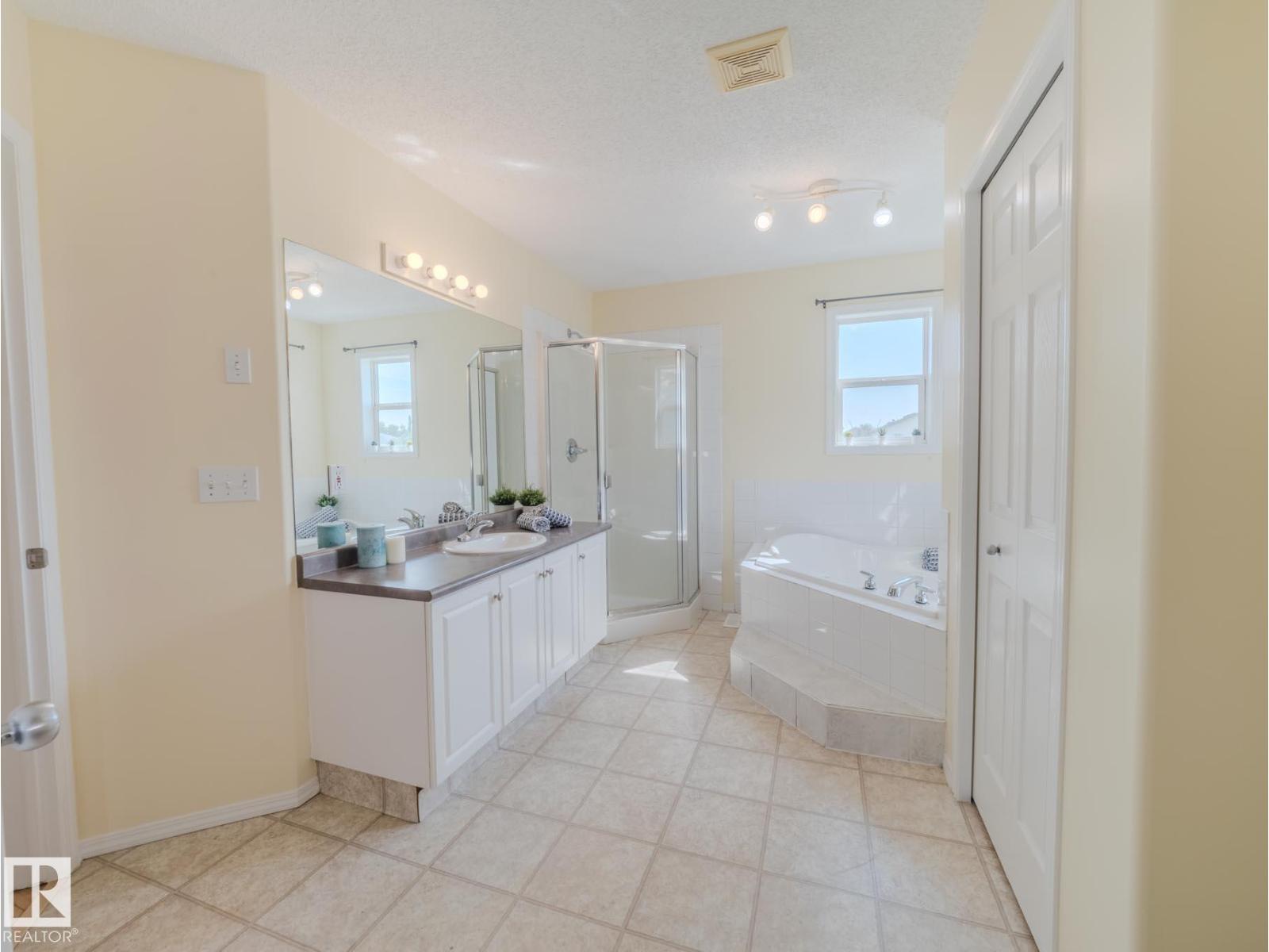 15013 135a St Nw, Edmonton, Alberta  T6V 1N1 - Photo 43 - E4450204
