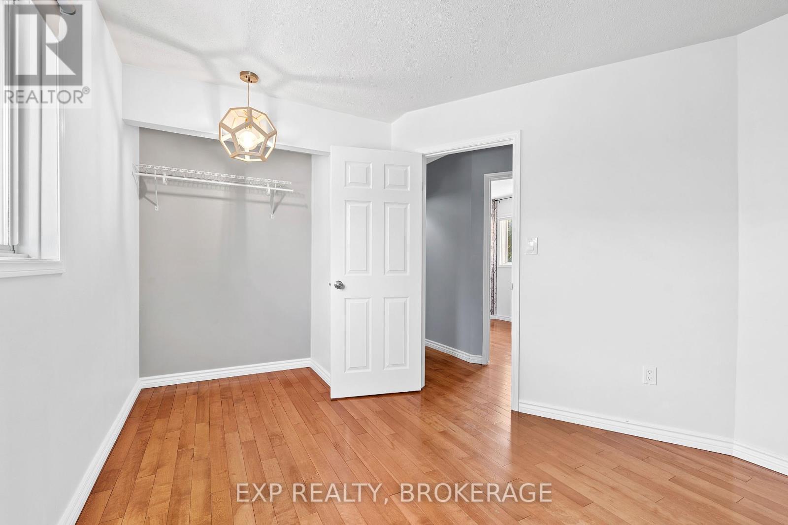 926 Cresthill Street, Kingston, Ontario  K7P 1H7 - Photo 21 - X12406571