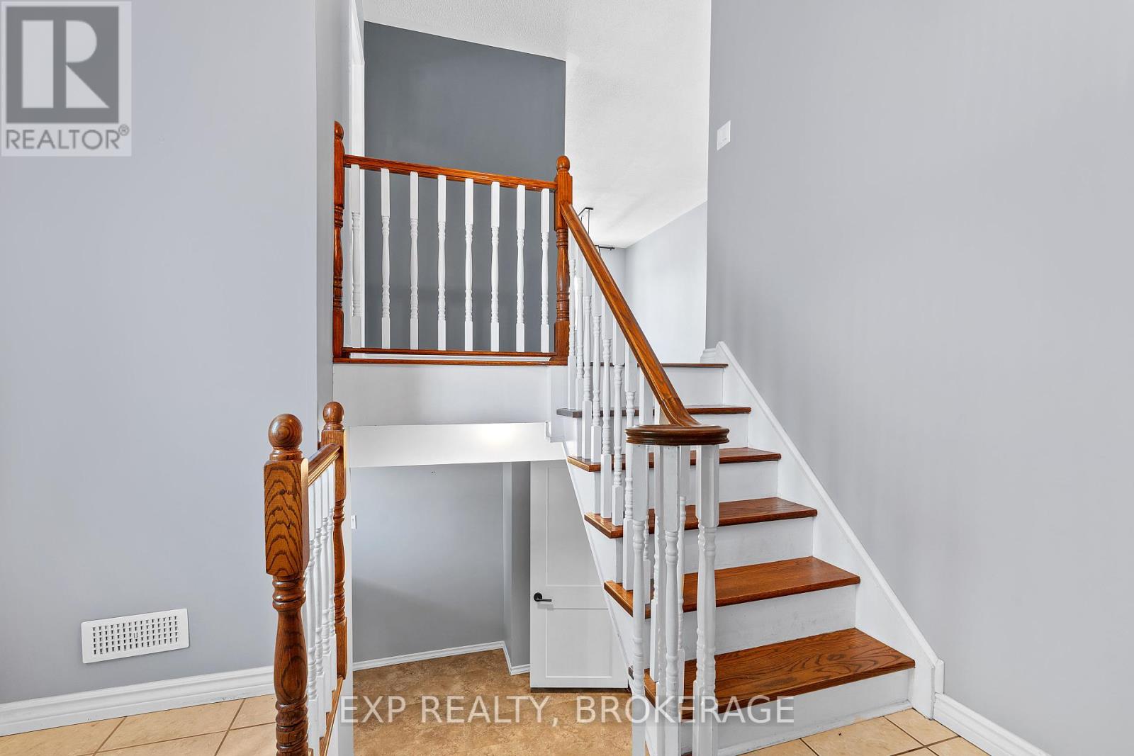 926 Cresthill Street, Kingston, Ontario  K7P 1H7 - Photo 27 - X12406571