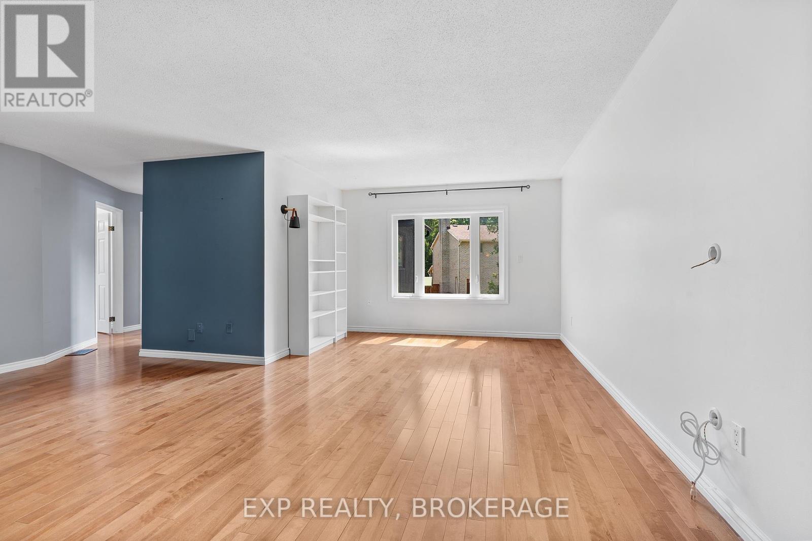 926 Cresthill Street, Kingston, Ontario  K7P 1H7 - Photo 7 - X12406571