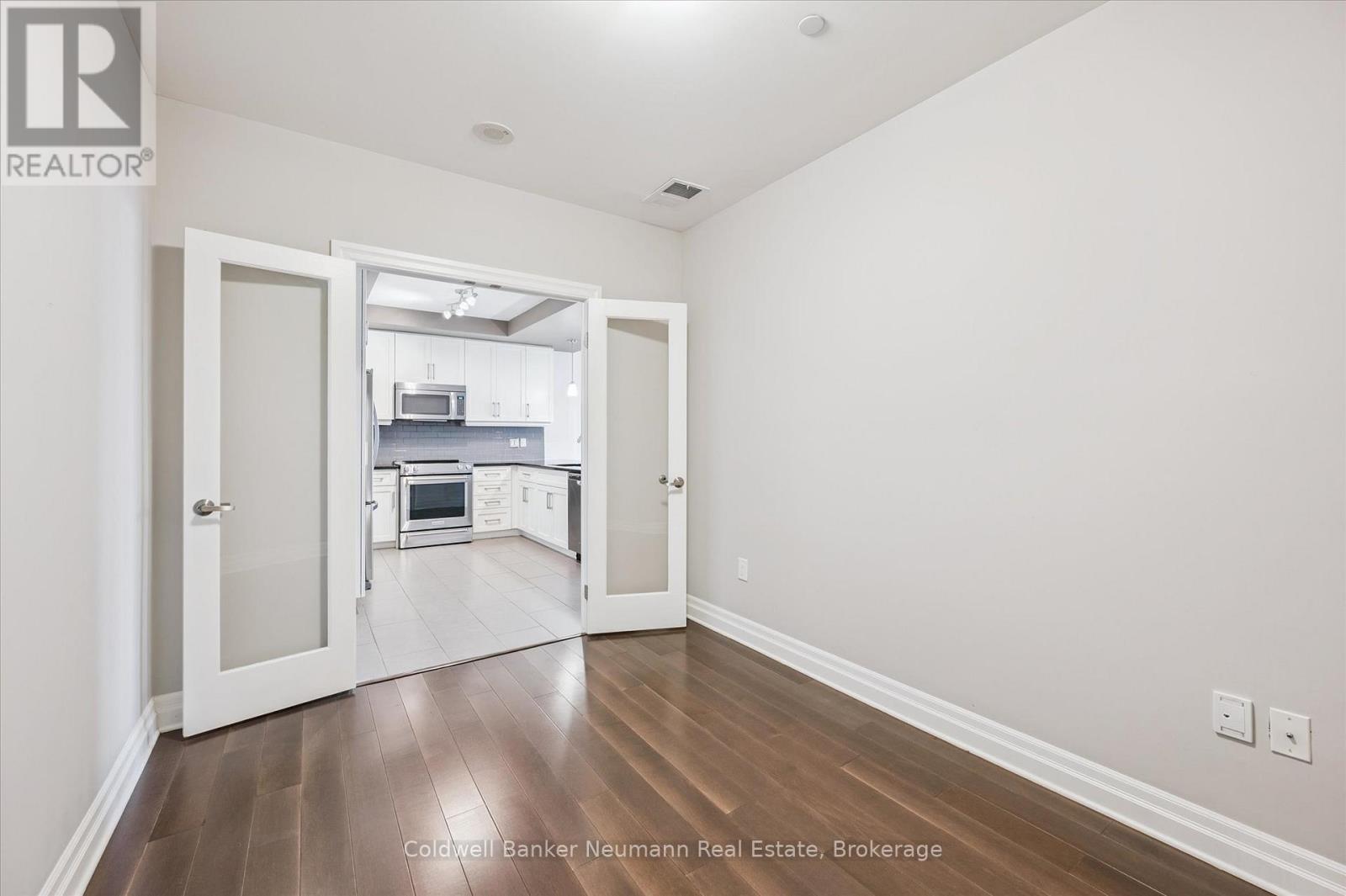1408 - 160 Macdonell Street, Guelph (Downtown), Ontario  N1H 0A9 - Photo 15 - X12404950