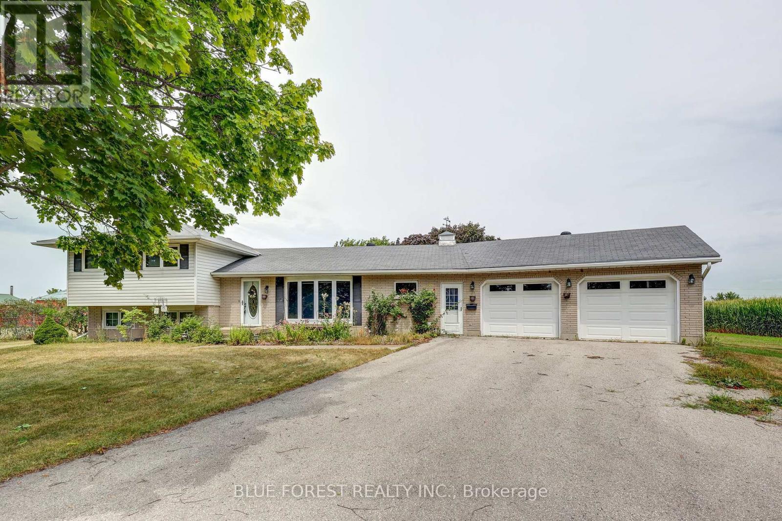 36476 Blyth Road, Ashfield-Colborne-Wawanosh, Ontario  N7A 3Y2 - Photo 11 - X12406748