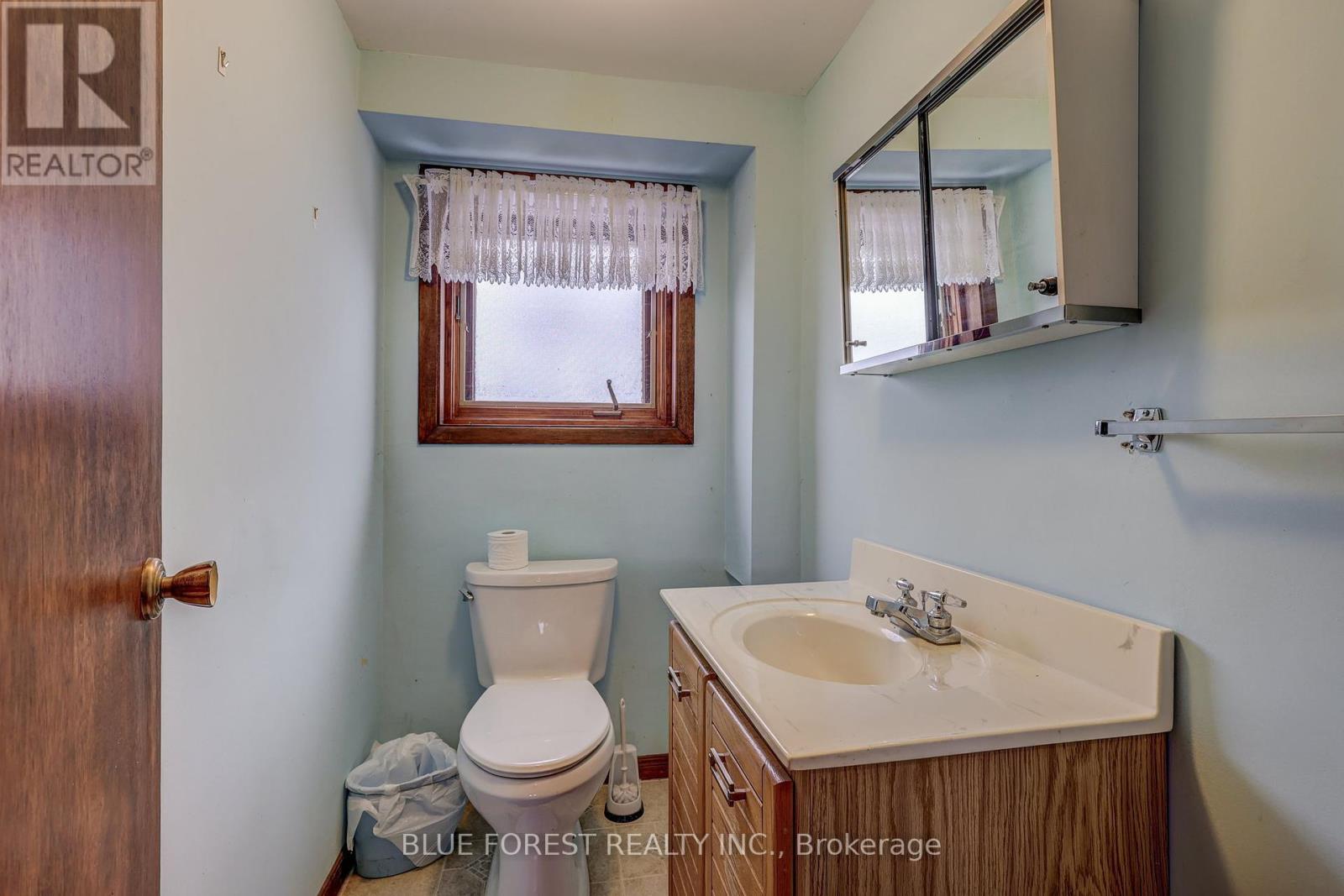 36476 Blyth Road, Ashfield-Colborne-Wawanosh, Ontario  N7A 3Y2 - Photo 43 - X12406748