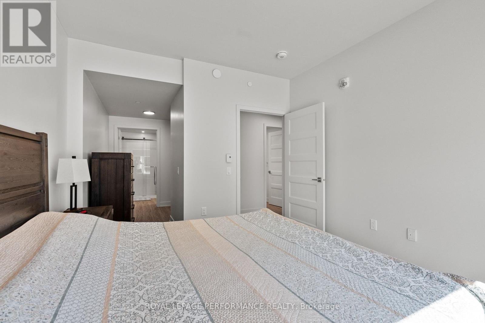 101 - 70 Vieux-Silo Street, Ottawa, Ontario  K1E 0B8 - Photo 19 - X12406597