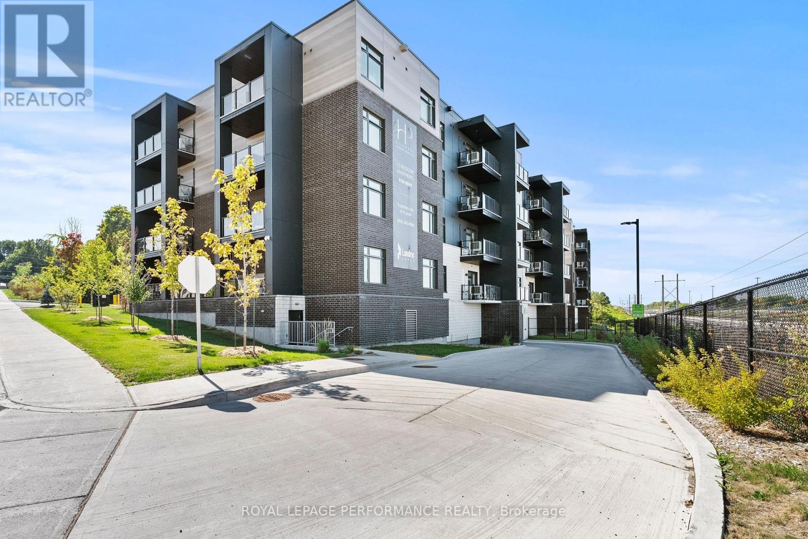 101 - 70 Vieux-Silo Street, Ottawa, Ontario  K1E 0B8 - Photo 27 - X12406597