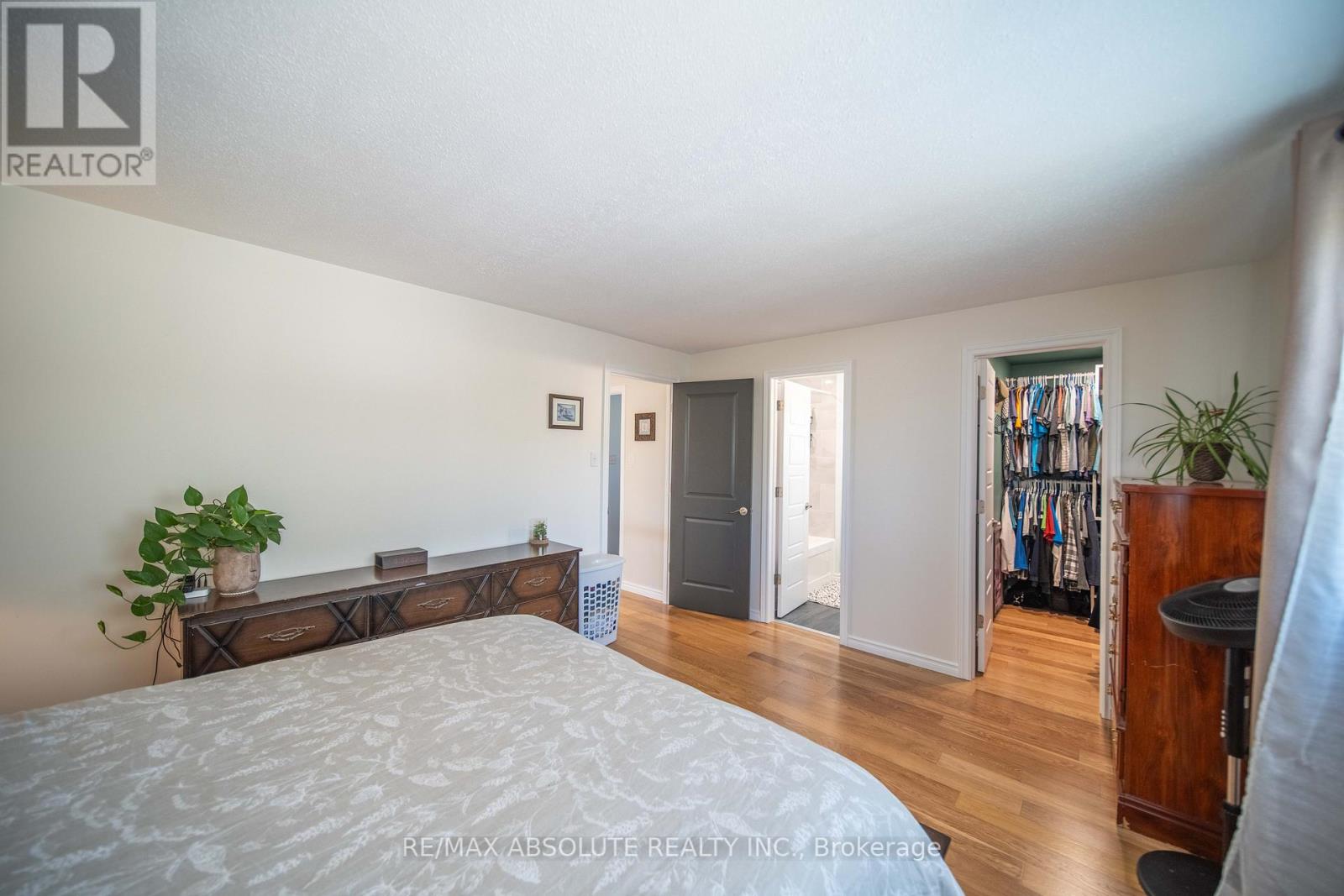 198 Hoylake Crescent, Ottawa, Ontario  K1E 2M8 - Photo 24 - X12406624