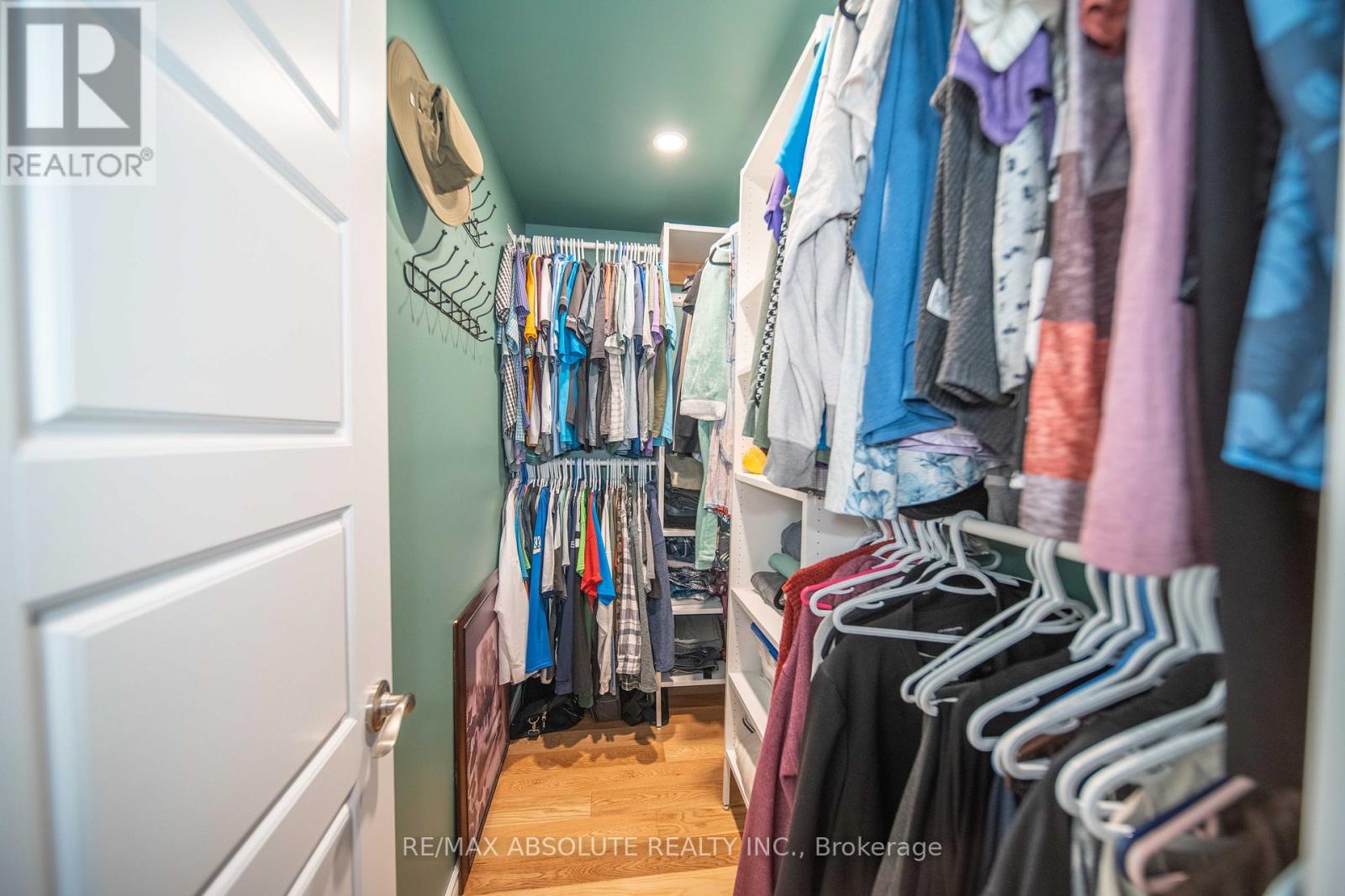 198 Hoylake Crescent, Ottawa, Ontario  K1E 2M8 - Photo 26 - X12406624