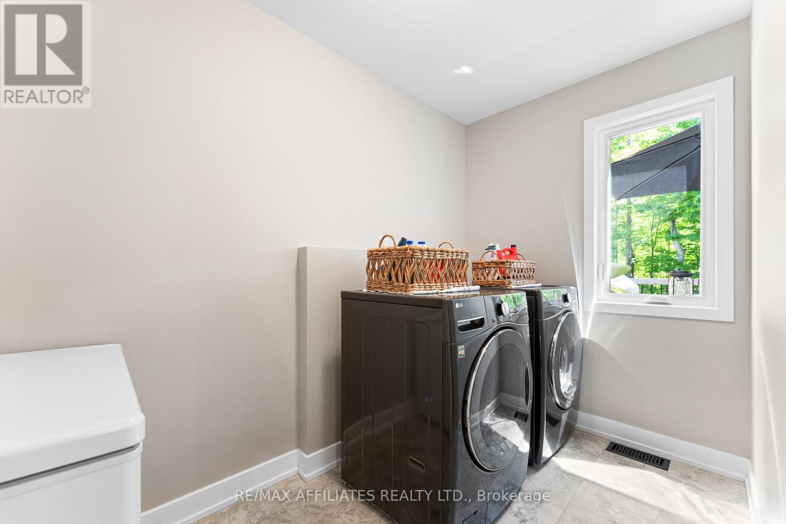 156 Hybrid Street, Russell, Ontario  K0A 1W0 - Photo 25 - X12406636
