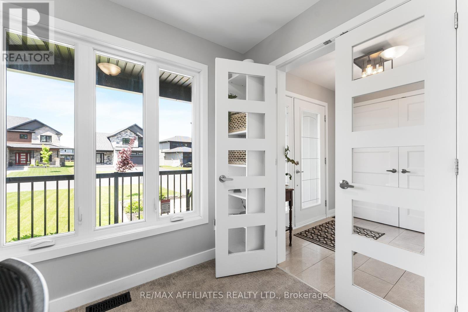 156 Hybrid Street, Russell, Ontario  K0A 1W0 - Photo 8 - X12406636