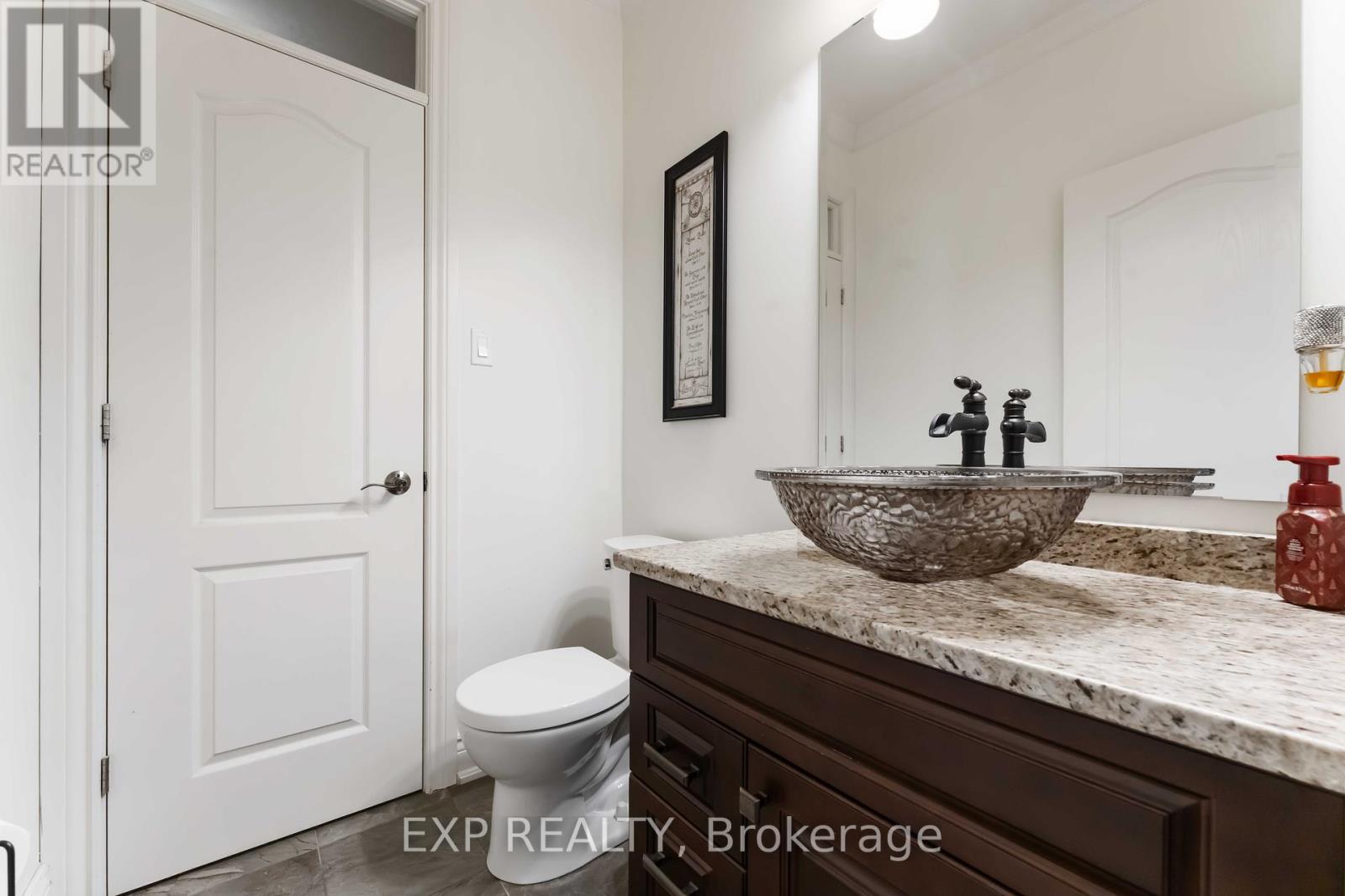 6805 Pebble Trail Way, Ottawa, Ontario  K4P 0B7 - Photo 15 - X12406732
