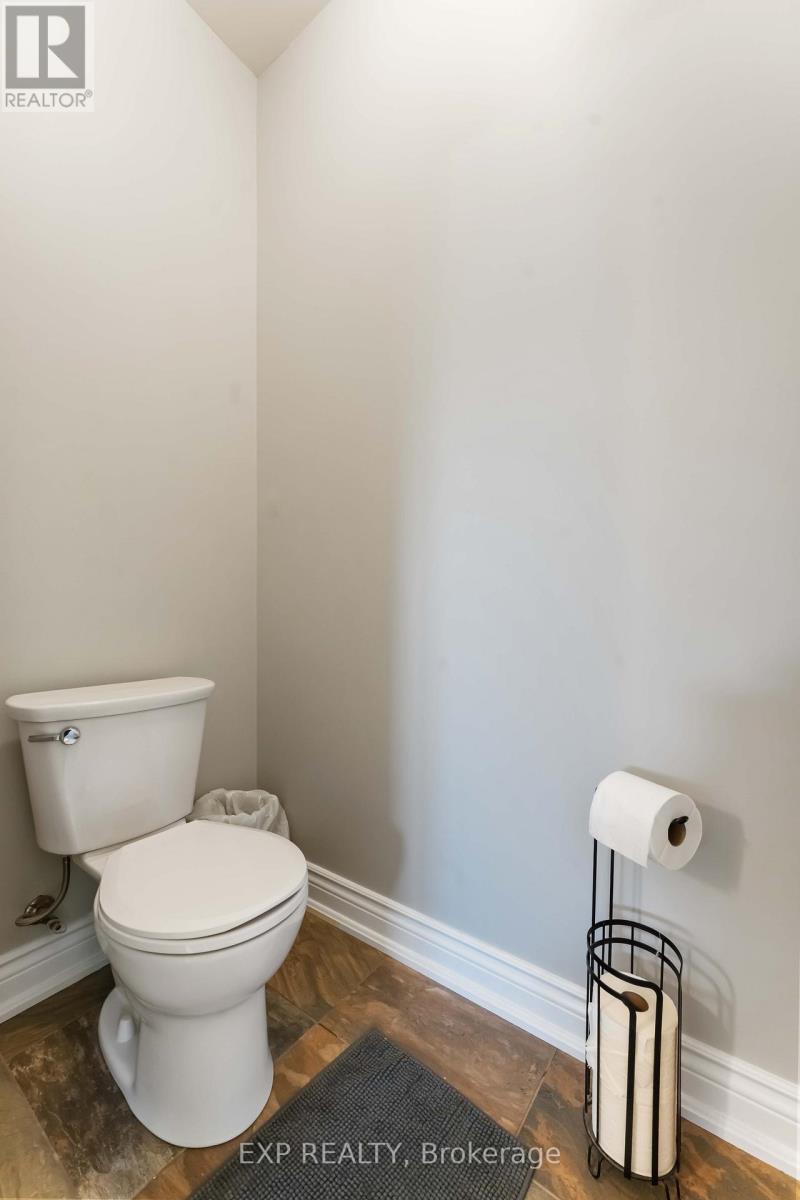 6805 Pebble Trail Way, Ottawa, Ontario  K4P 0B7 - Photo 23 - X12406732