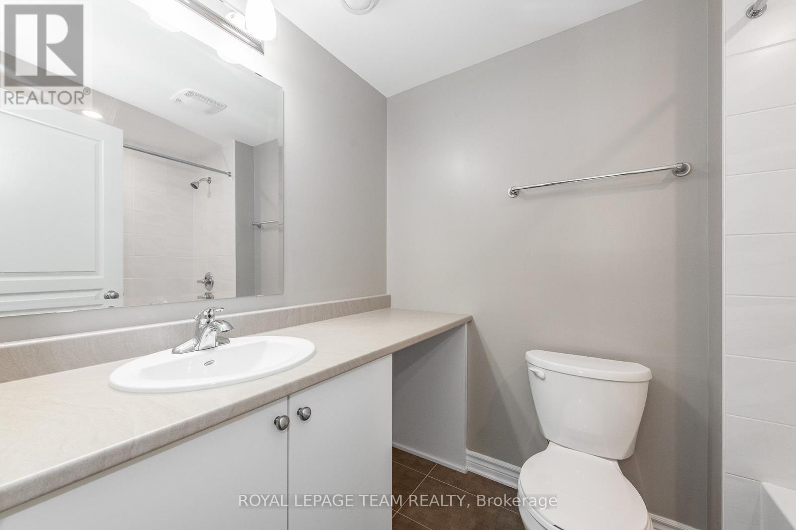 634 Danaca Private, Ottawa, Ontario  K1K 2V7 - Photo 22 - X12406739