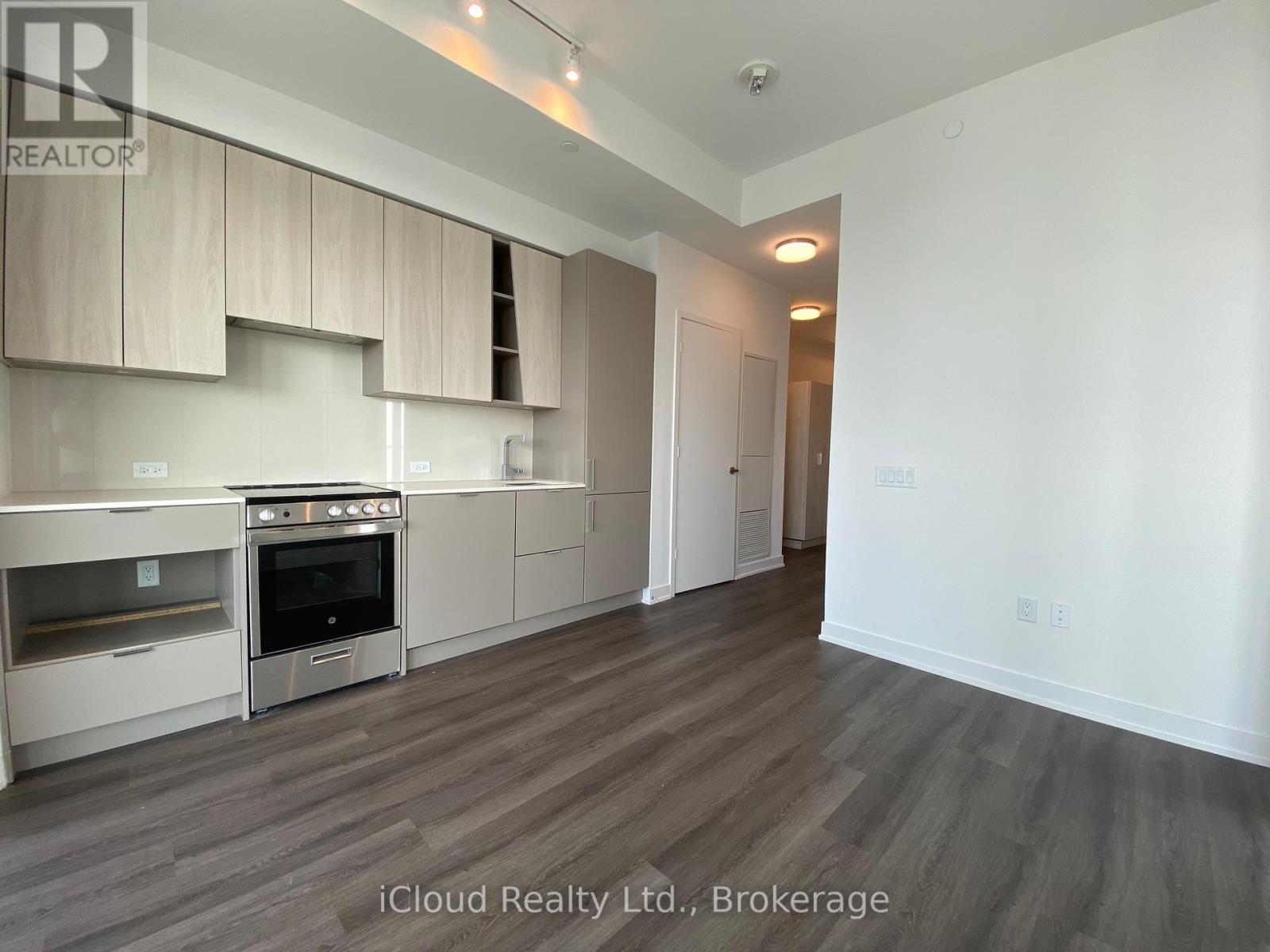 3111 - 3883 Quartz Road, Mississauga, Ontario  L5B 0M4 - Photo 2 - W12402275