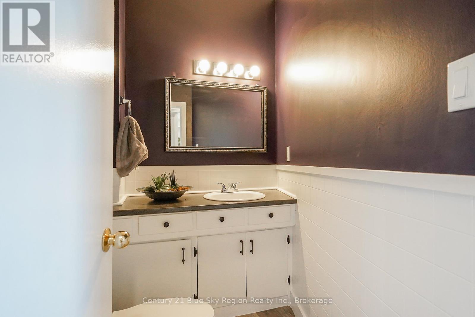 575 Jane Street, North Bay, Ontario  P1B 3G9 - Photo 13 - X12406575