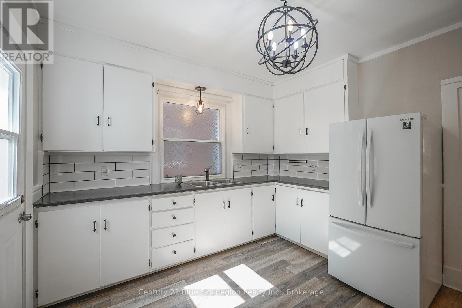 575 Jane Street, North Bay, Ontario  P1B 3G9 - Photo 6 - X12406575