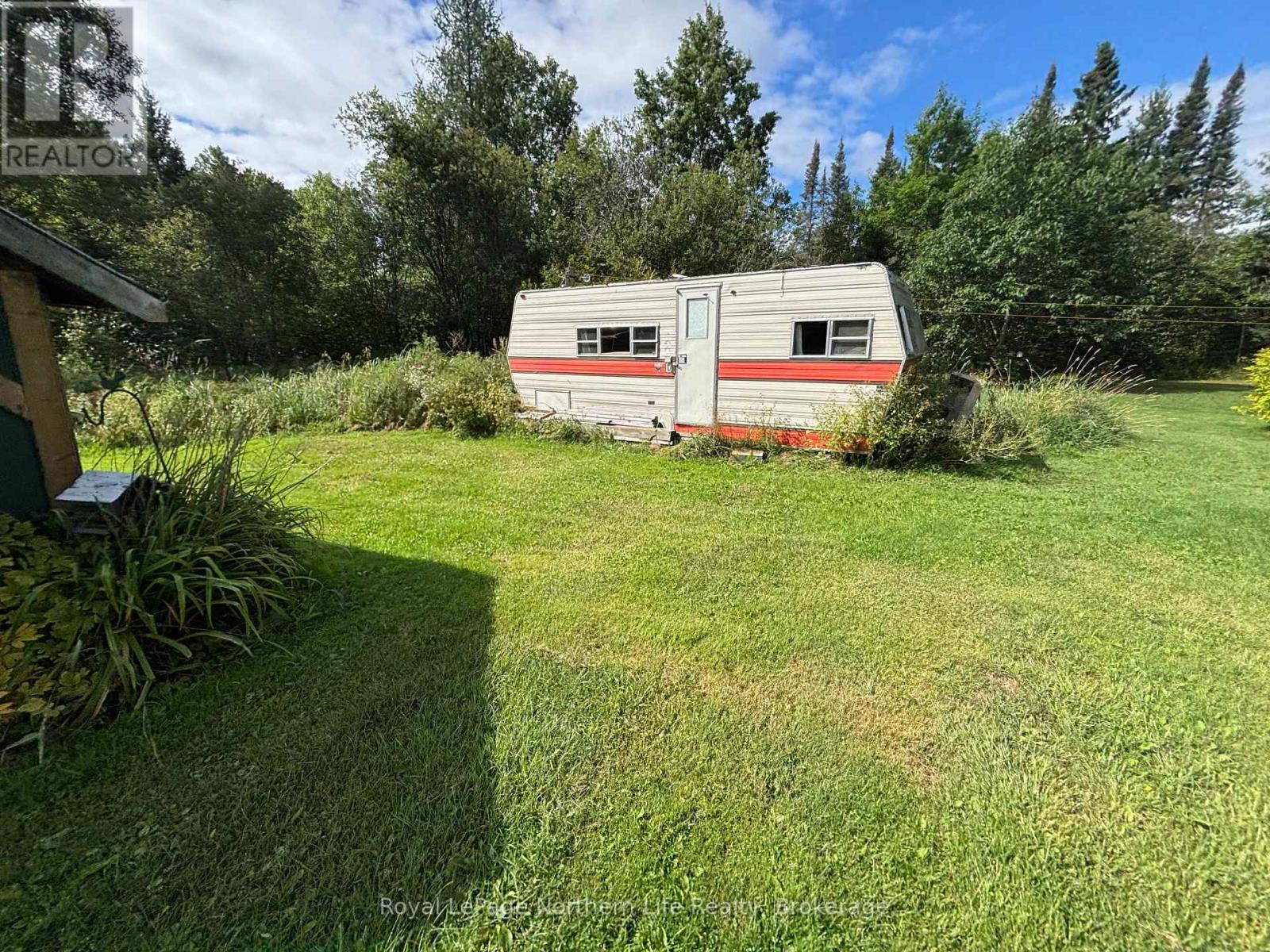 260 Johnson Road, East Ferris, Ontario  P1B 8G4 - Photo 3 - X12406598