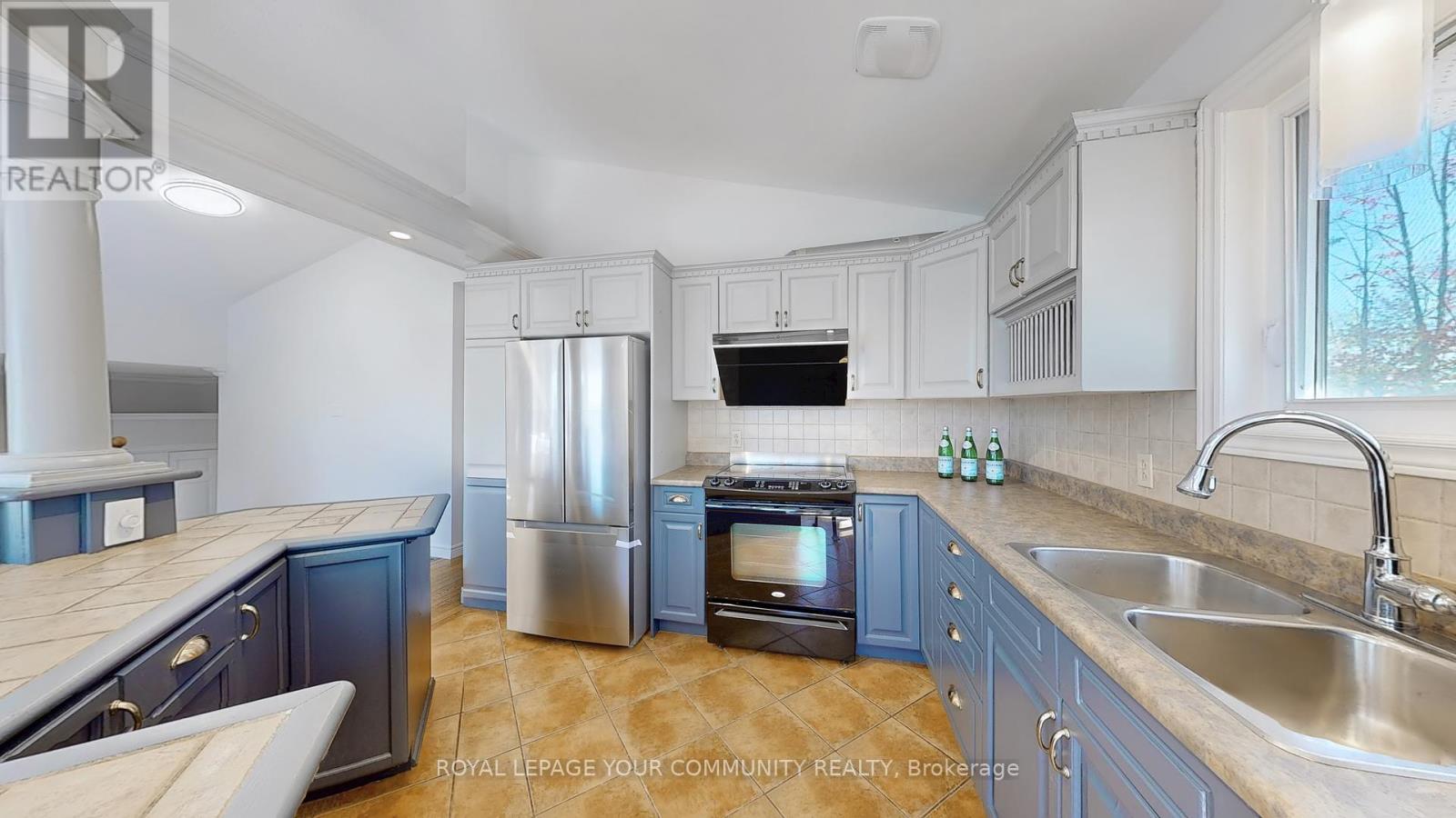 16 Kalman Drive, Cavan Monaghan, Ontario  L0A 1G0 - Photo 15 - X12403706