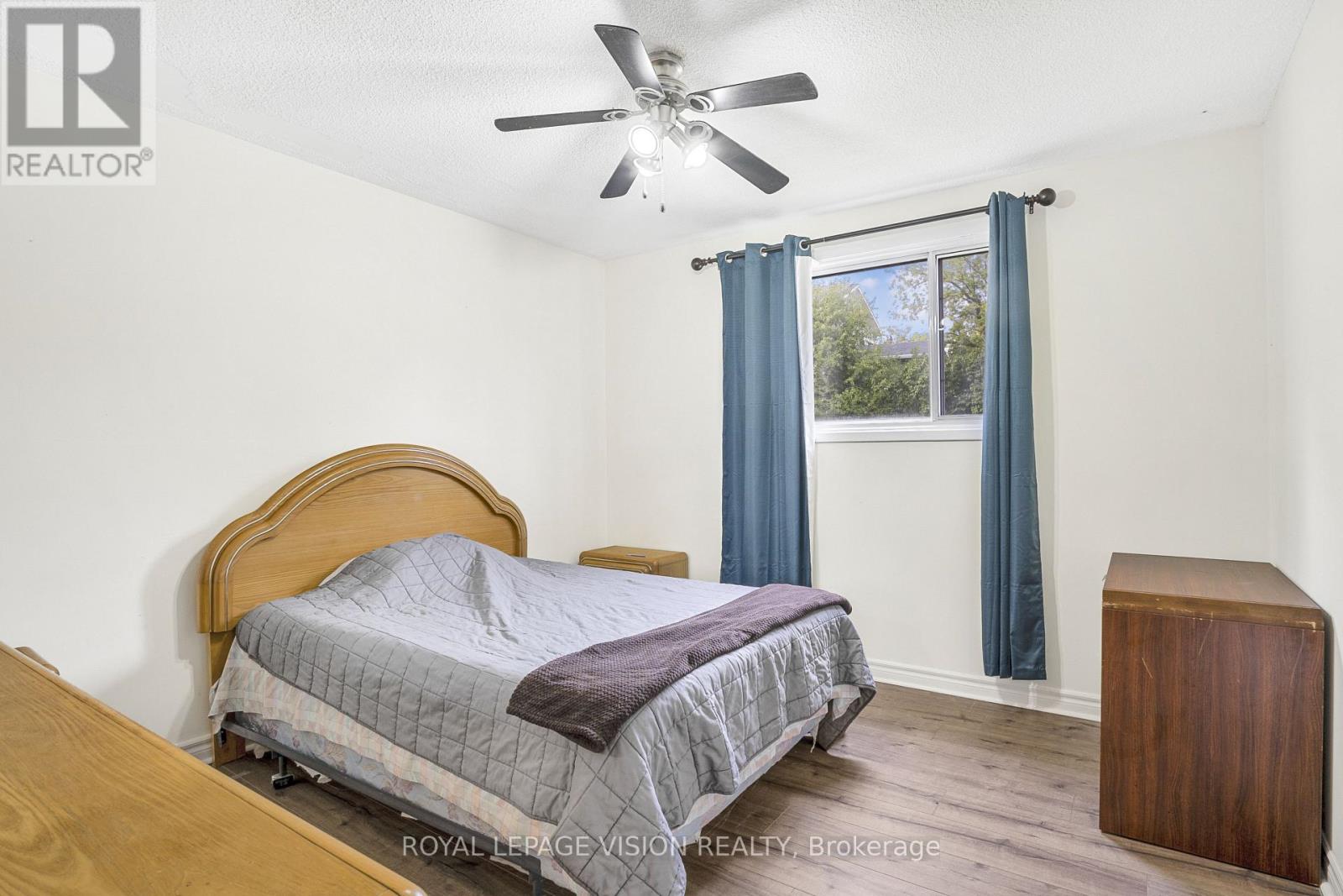 Upper - 43 Lavinia Street N, Fort Erie, Ontario  L2A 5W2 - Photo 7 - X12366704