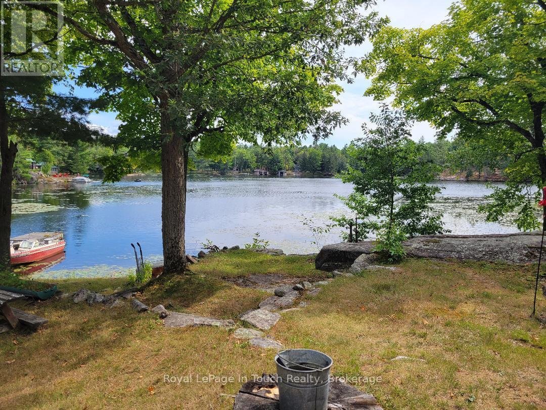 20 Sr404 Severn River, Muskoka Lakes, Ontario  L0K 1E0 - Photo 21 - X12406615