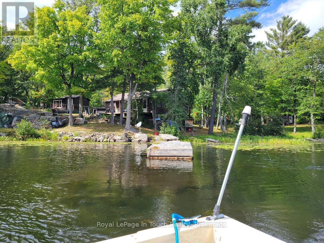 20 Sr404 Severn River, Muskoka Lakes, Ontario  L0K 1E0 - Photo 3 - X12406615