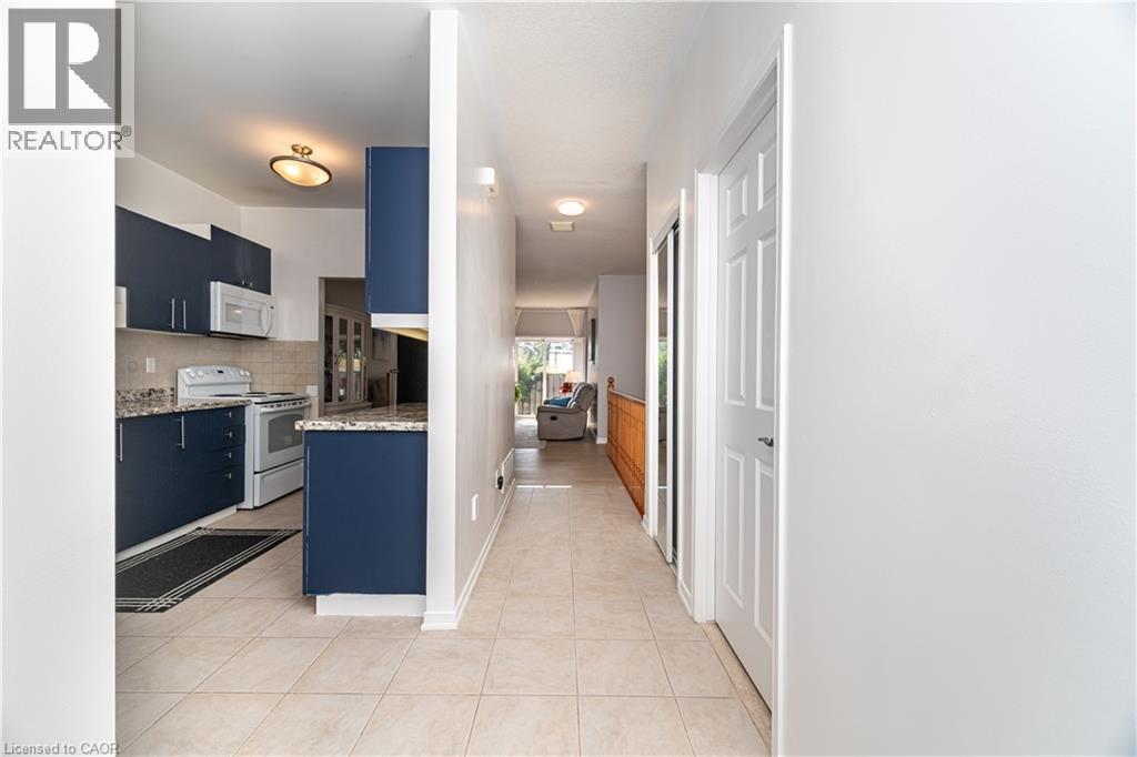 20 Kitty Murray Lane Unit# 34, Ancaster, Ontario  L9K 1L7 - Photo 10 - 40769983