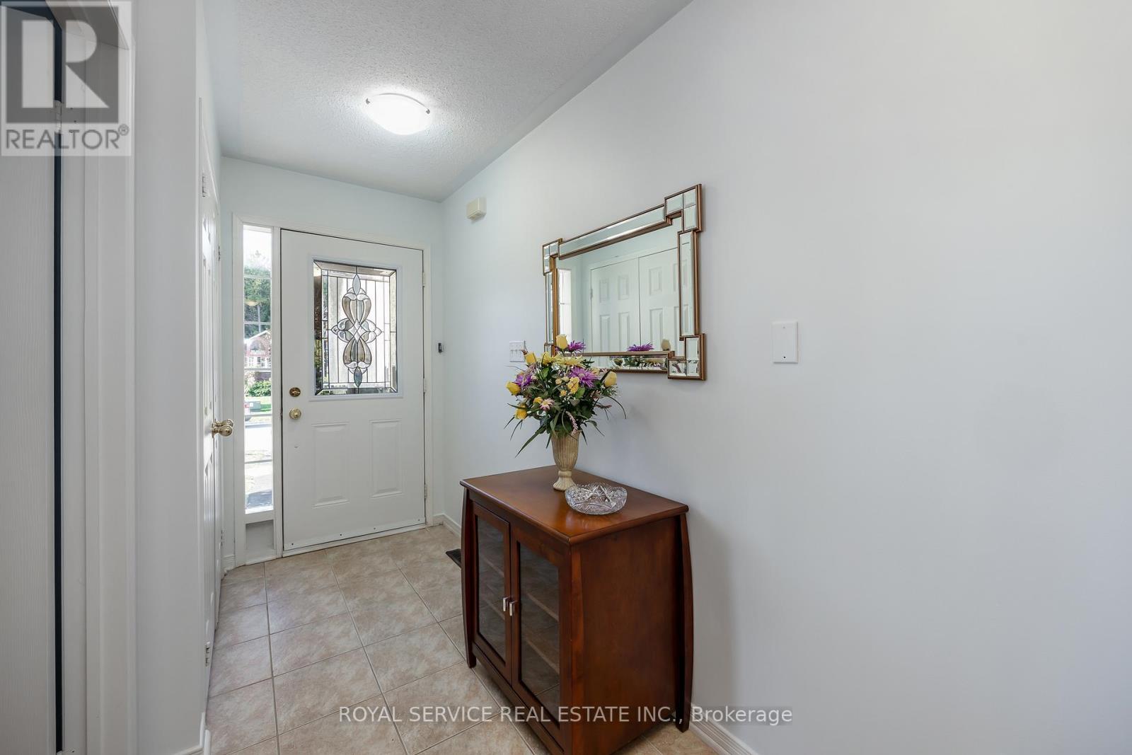 30 Brookside Street, Cavan Monaghan, Ontario  L0A 1G0 - Photo 5 - X12406618