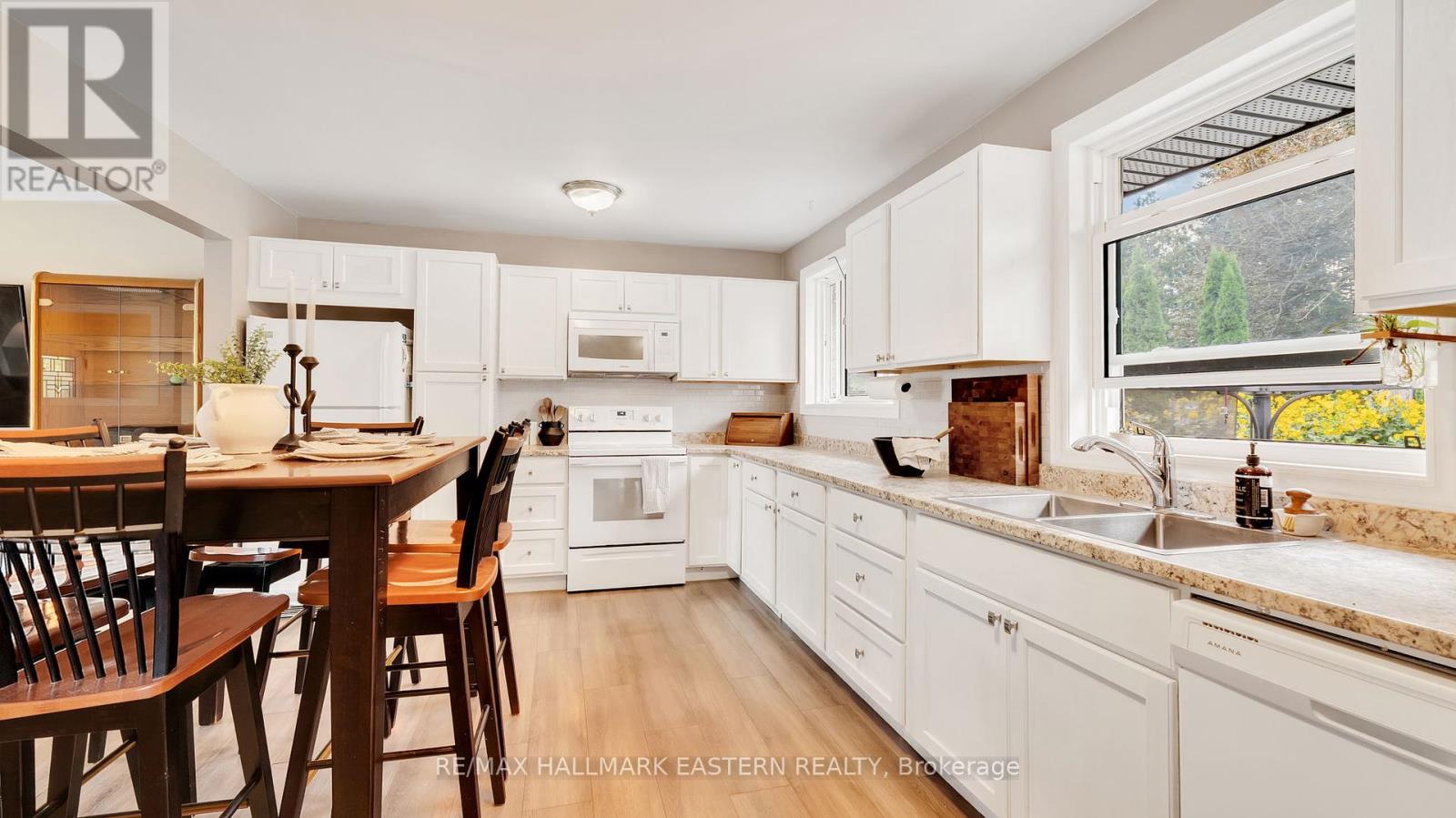 310 Elgin Street E, Cobourg, Ontario  K9A 1A3 - Photo 10 - X12406747