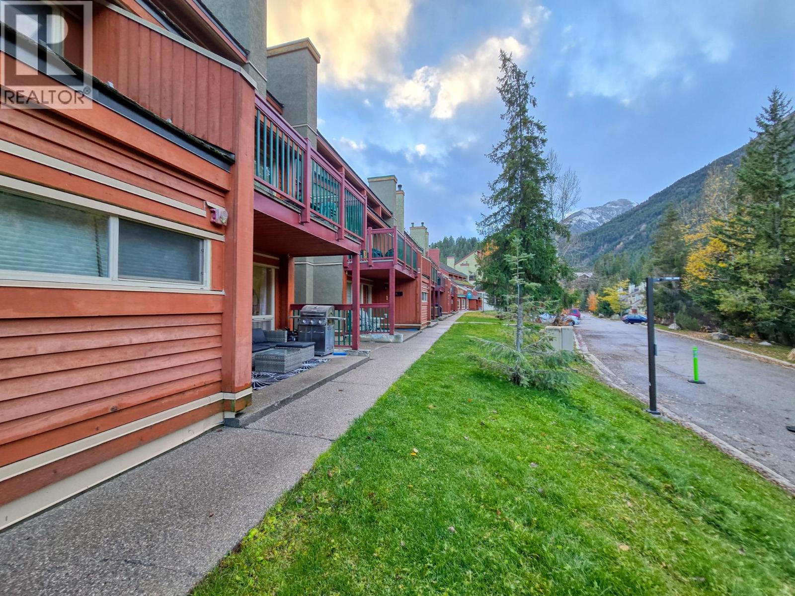2030 Panorama Drive Unit# 306, Panorama, British Columbia  V0A 1T0 - Photo 10 - 10362989