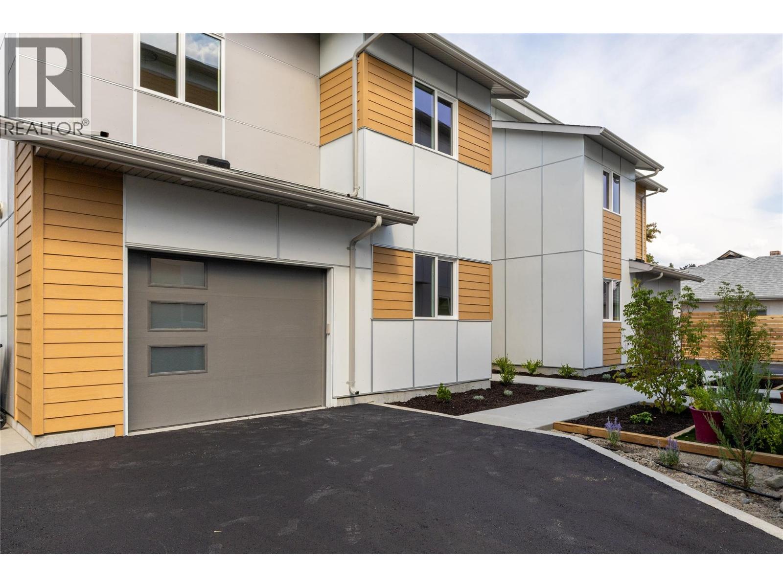 763 Patterson Avenue Lot# 2, Kelowna, British Columbia  V1Y 5C9 - Photo 3 - 10362990