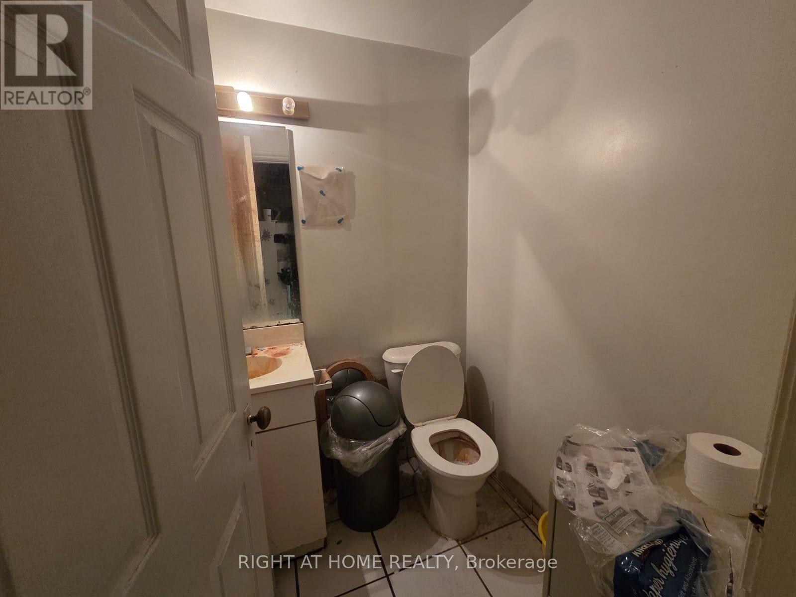 453 Church Street, Toronto, Ontario  M4Y 2C5 - Photo 13 - C12406470