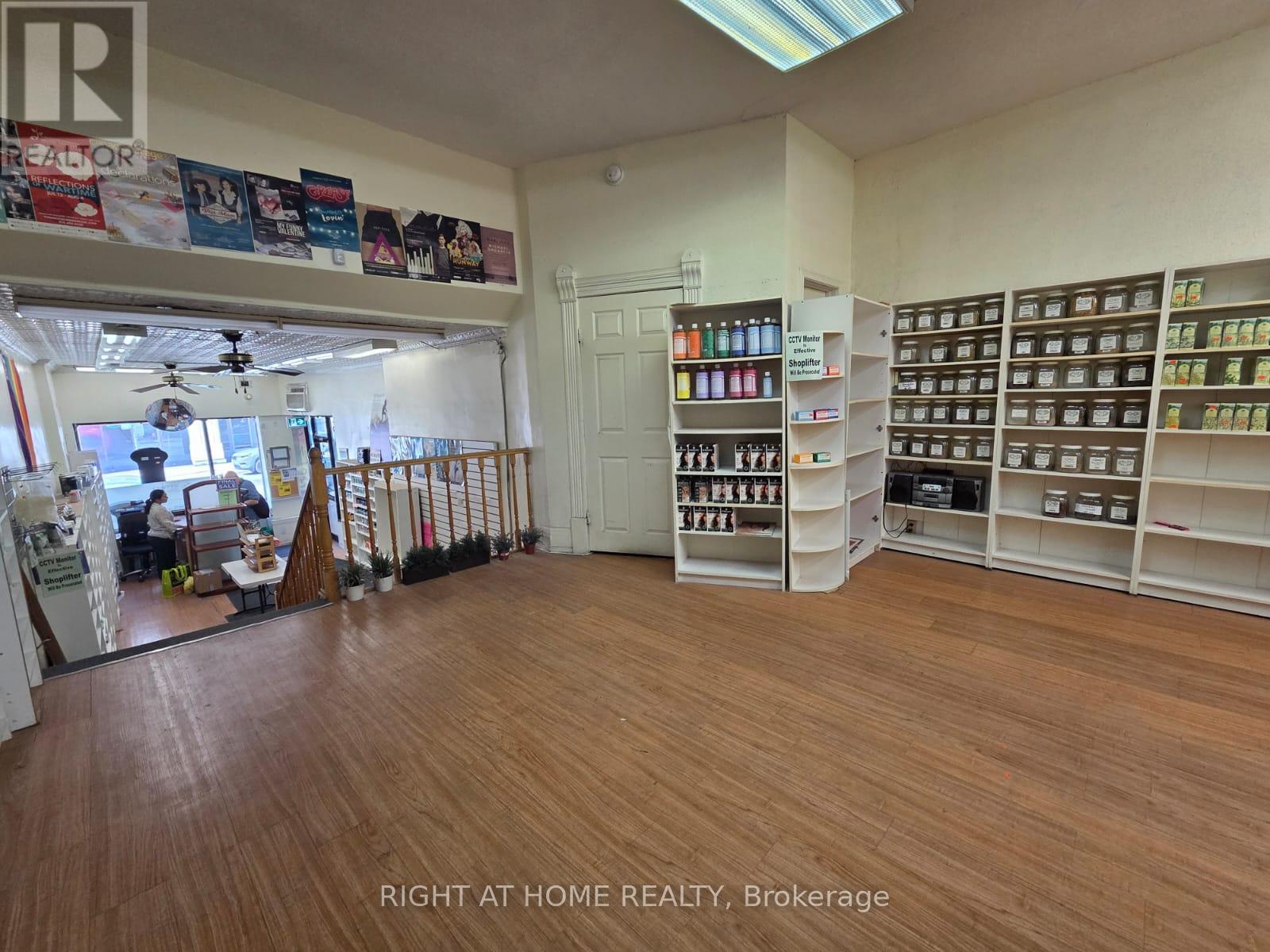 453 Church Street, Toronto, Ontario  M4Y 2C5 - Photo 16 - C12406470