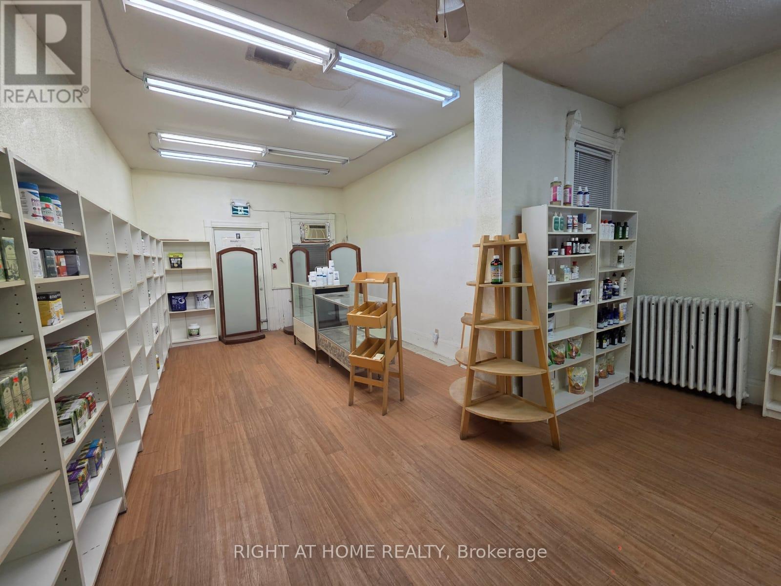 453 Church Street, Toronto, Ontario  M4Y 2C5 - Photo 17 - C12406470