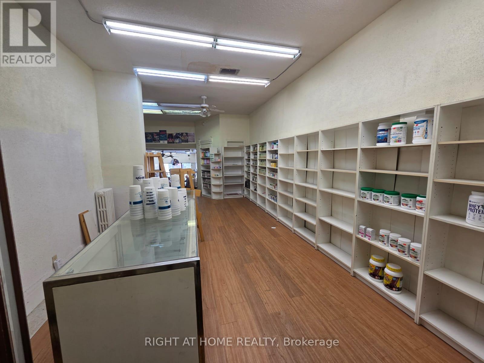 453 Church Street, Toronto, Ontario  M4Y 2C5 - Photo 18 - C12406470