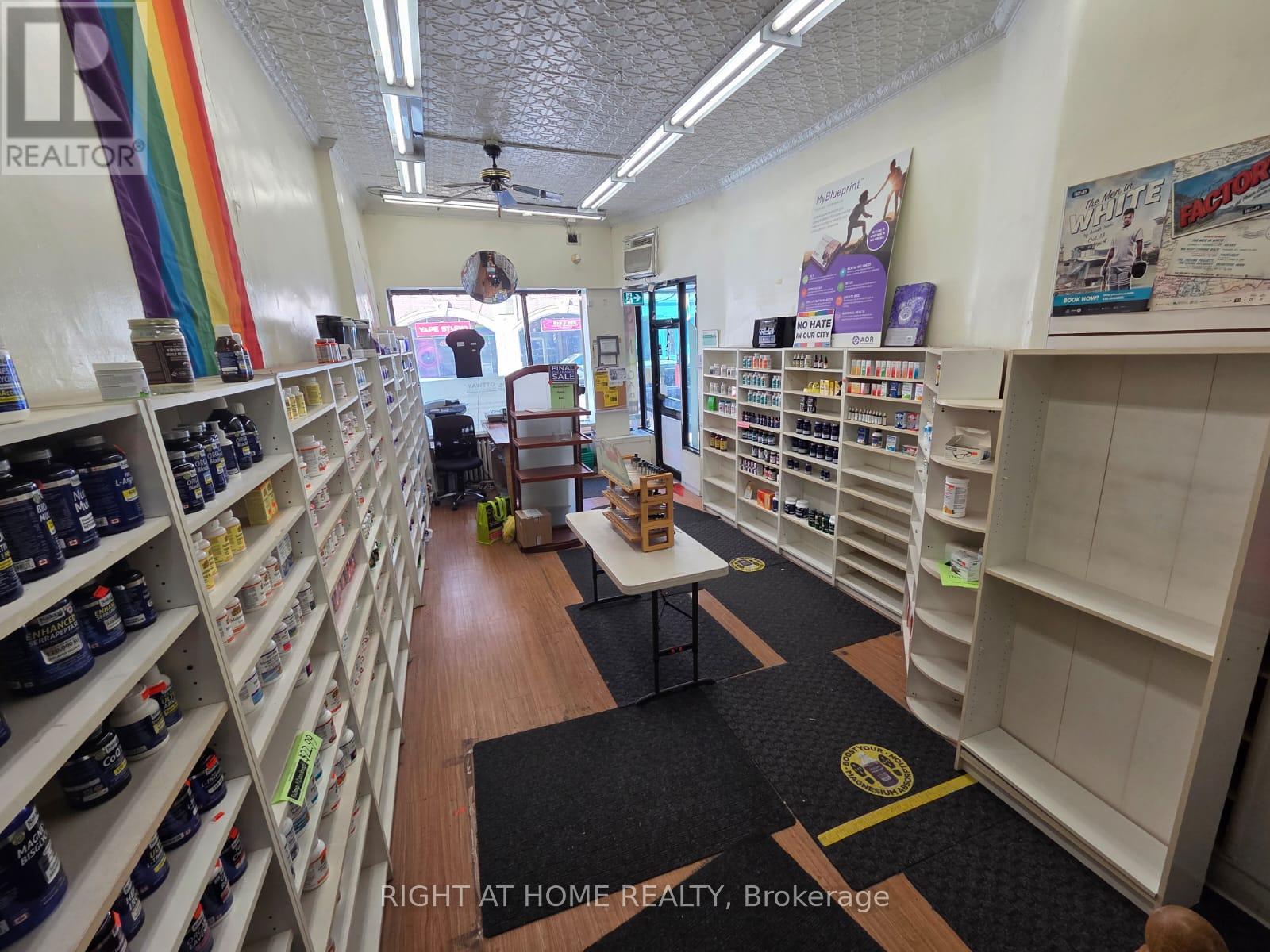 453 Church Street, Toronto, Ontario  M4Y 2C5 - Photo 6 - C12406470