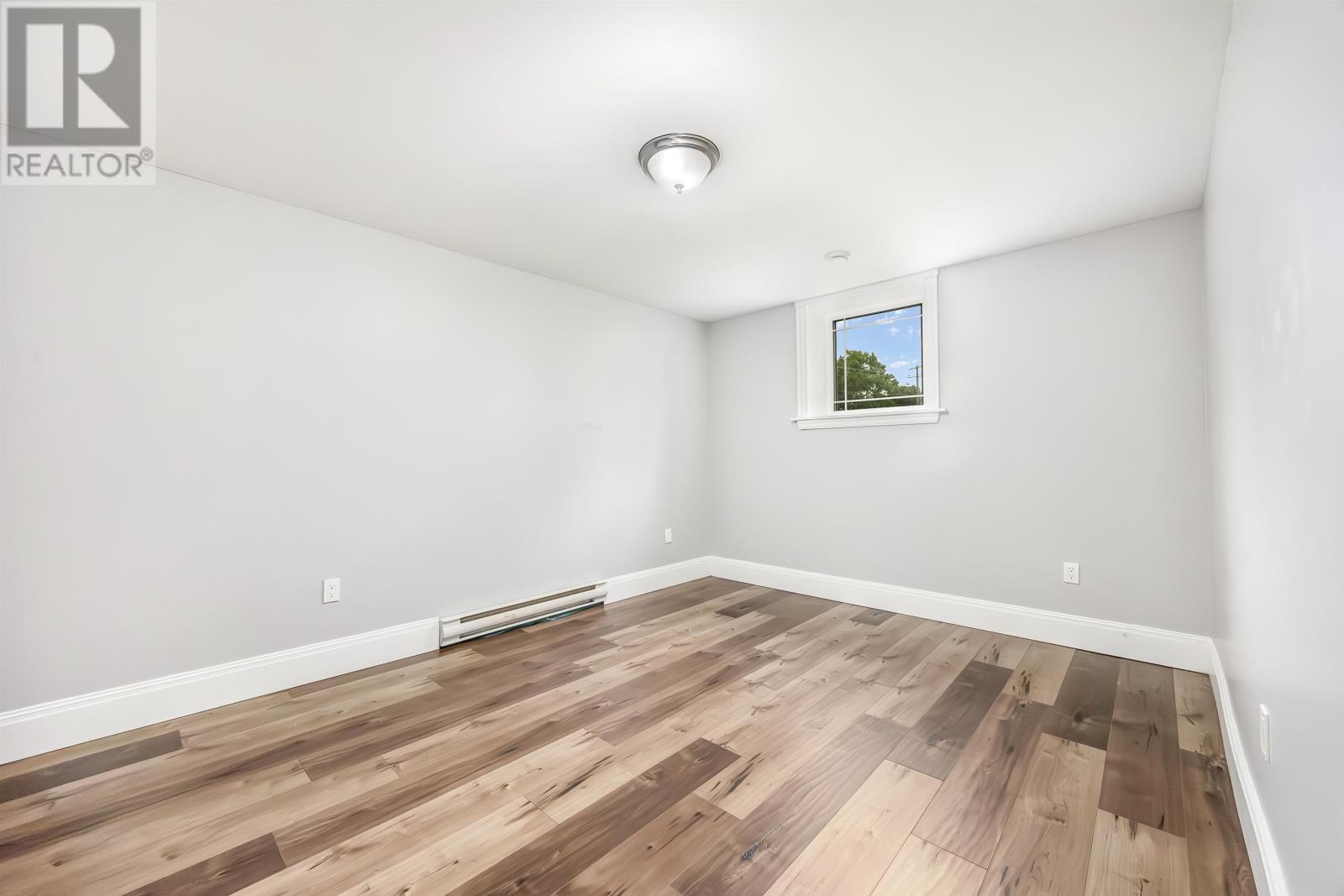 17 Royalty Road, Charlottetown, Prince Edward Island  C1E 3E7 - Photo 23 - 202523443