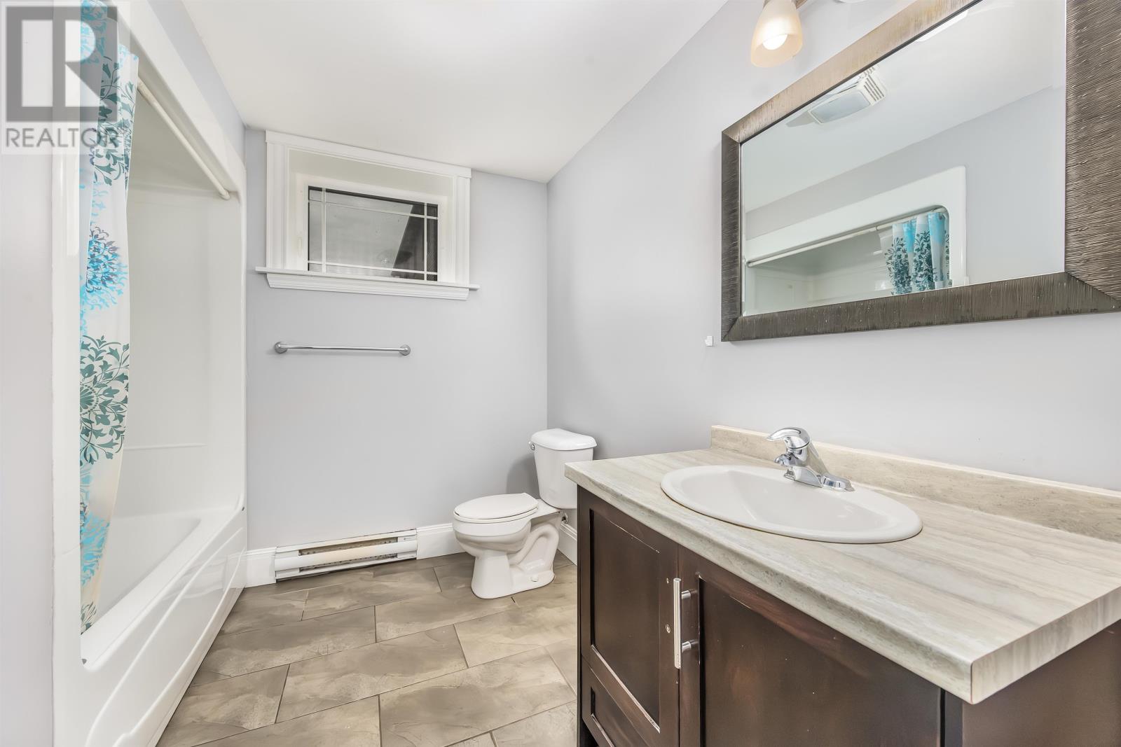 17 Royalty Road, Charlottetown, Prince Edward Island  C1E 3E7 - Photo 25 - 202523443