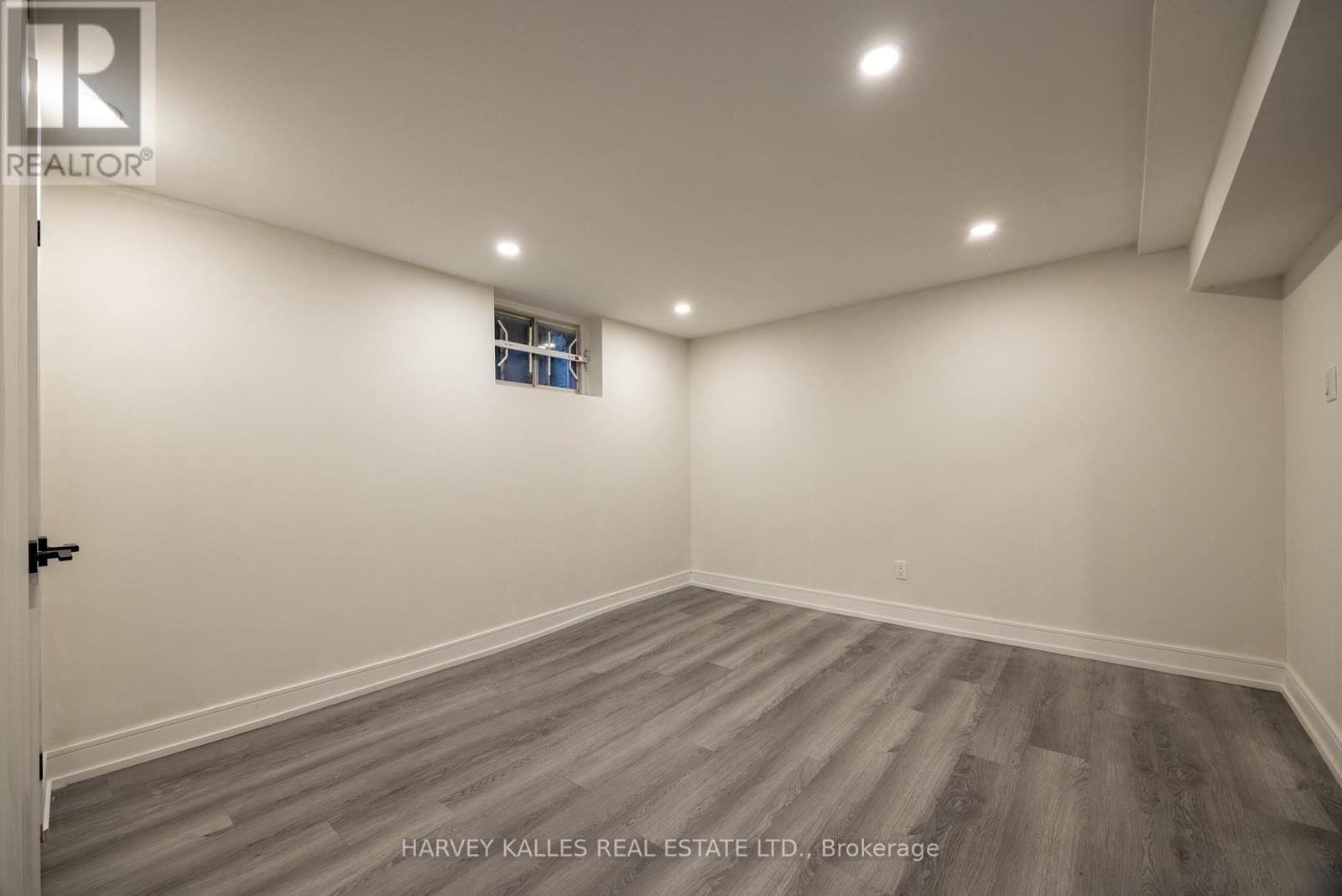 354 Bessborough Drive, Toronto, Ontario  M4G 3L2 - Photo 40 - C12406094