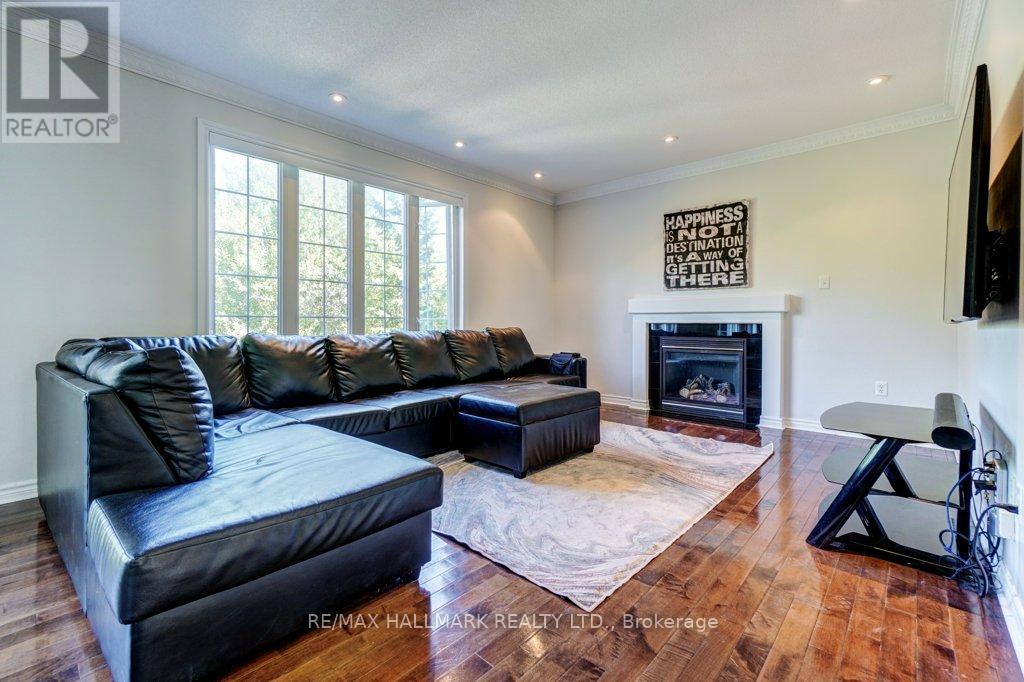 79 Storybook Crescent, Markham, Ontario  L6E 2B8 - Photo 11 - N12406483