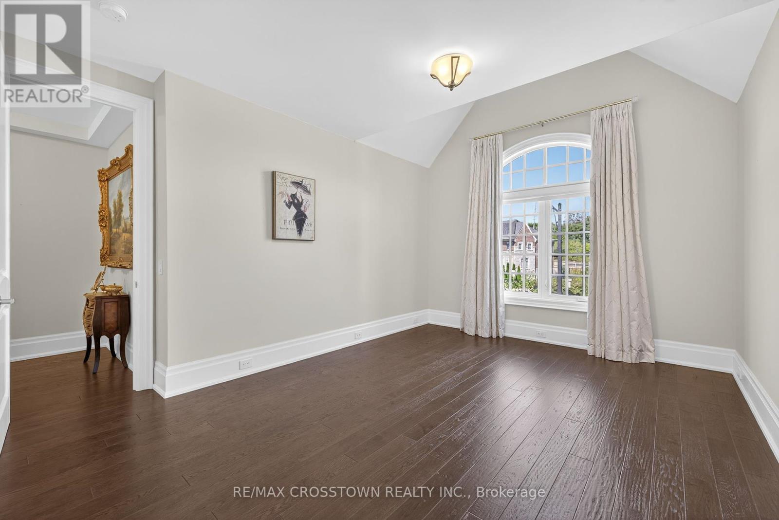 10 Annsleywood Court, Vaughan, Ontario  L4H 4G6 - Photo 34 - N12406484