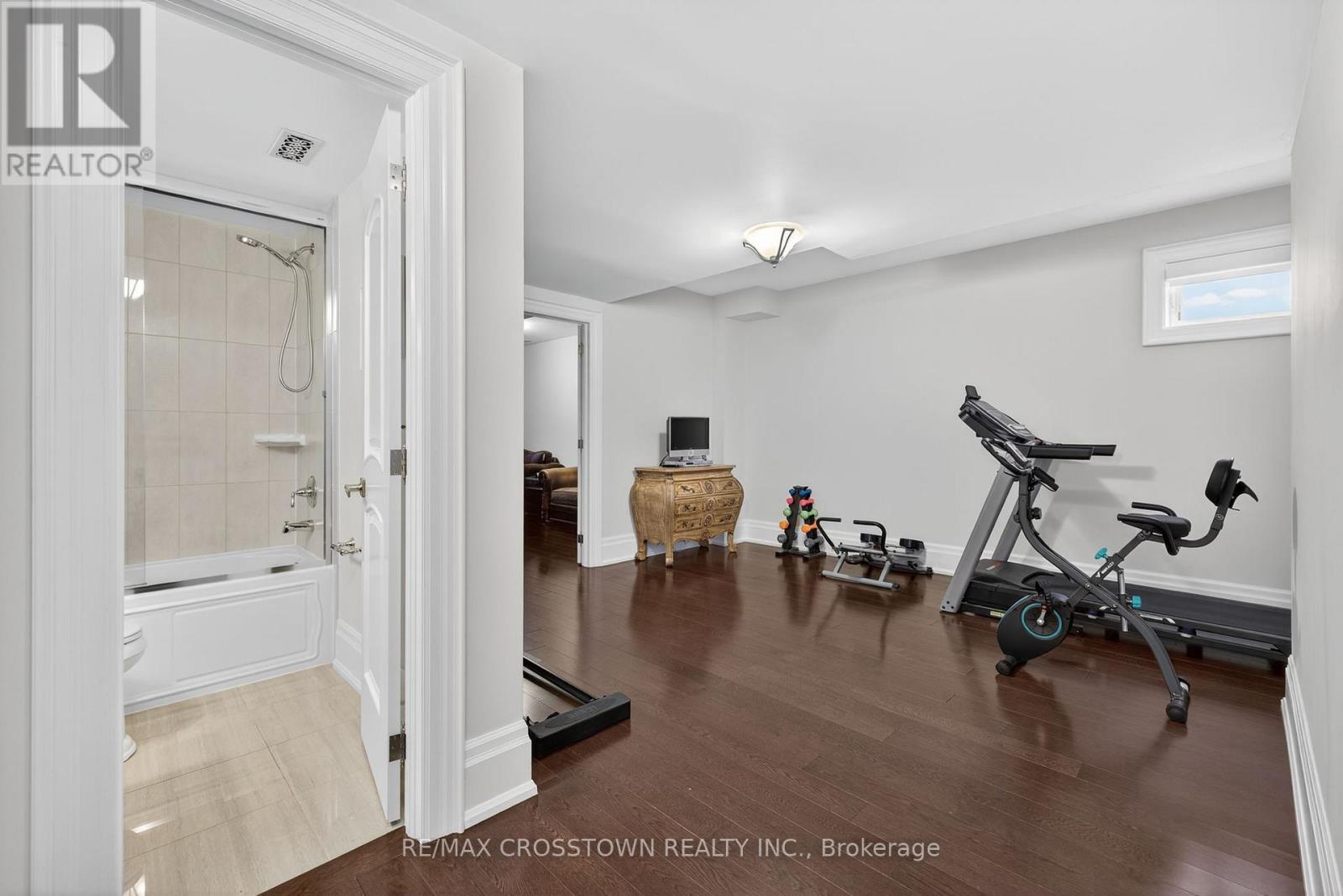 10 Annsleywood Court, Vaughan, Ontario  L4H 4G6 - Photo 40 - N12406484