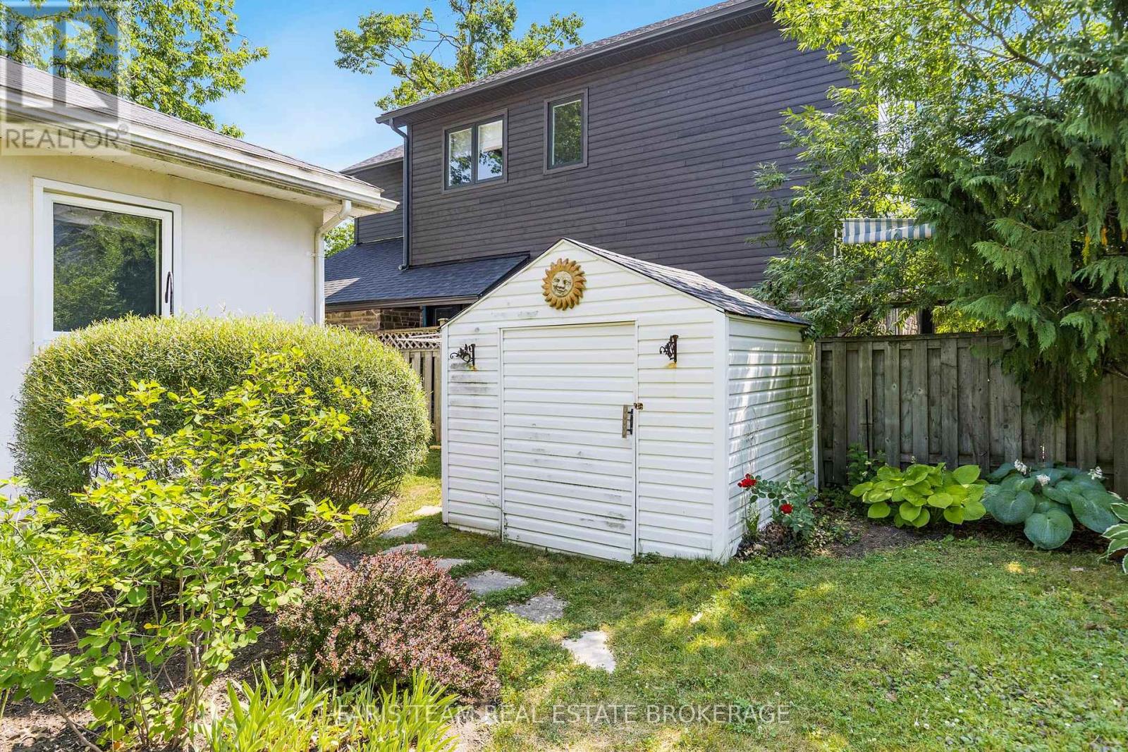 302 Sunnidale Road, Barrie, Ontario  L4N 5P2 - Photo 27 - S12406482