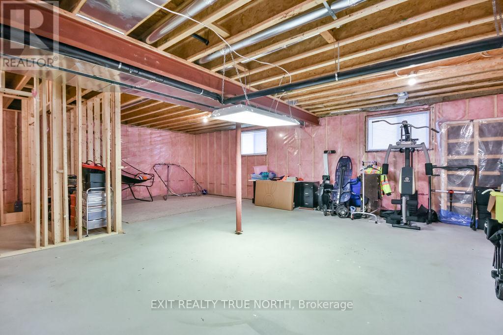 22 Marni Lane, Springwater, Ontario  L0L 2K0 - Photo 30 - S12406538