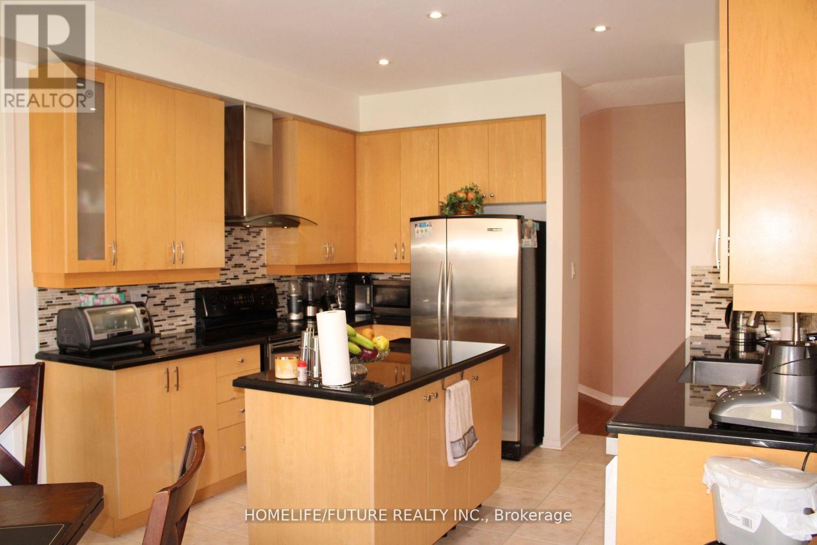 Main & 2nd - 49 Mingay Avenue, Markham, Ontario  L6E 1E5 - Photo 13 - N12406406